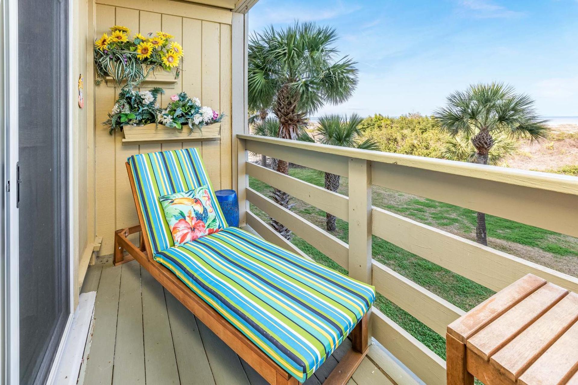 Lighthouse Point 25A