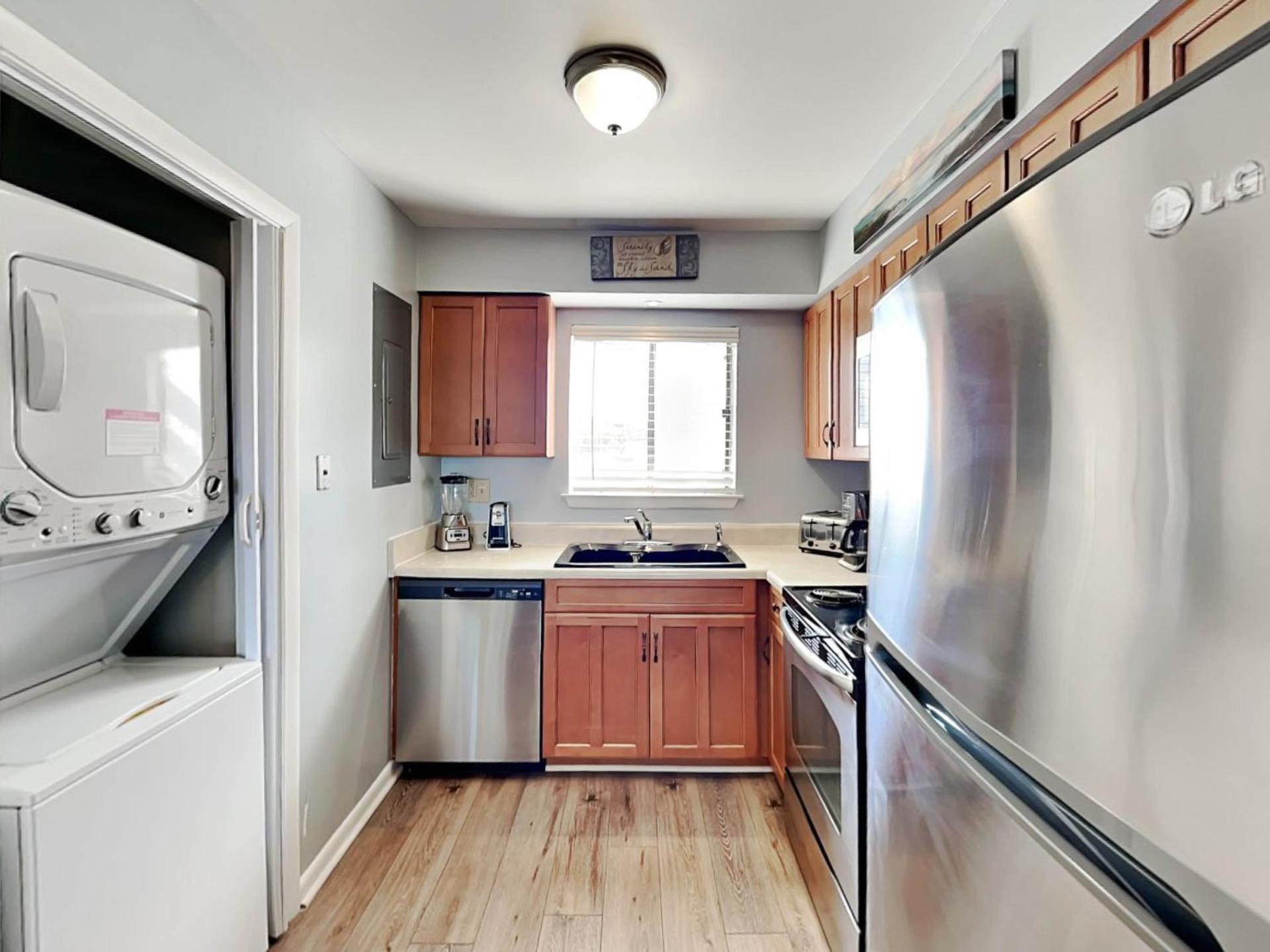 Lighthouse Point 20A