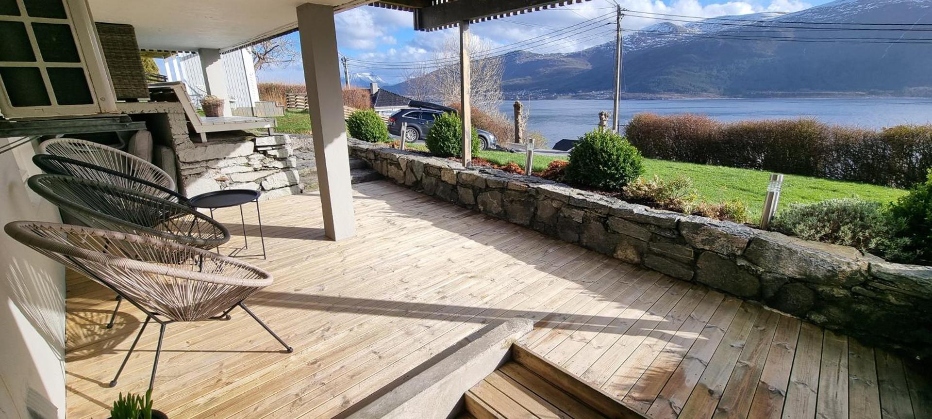 Cozy basement apartment