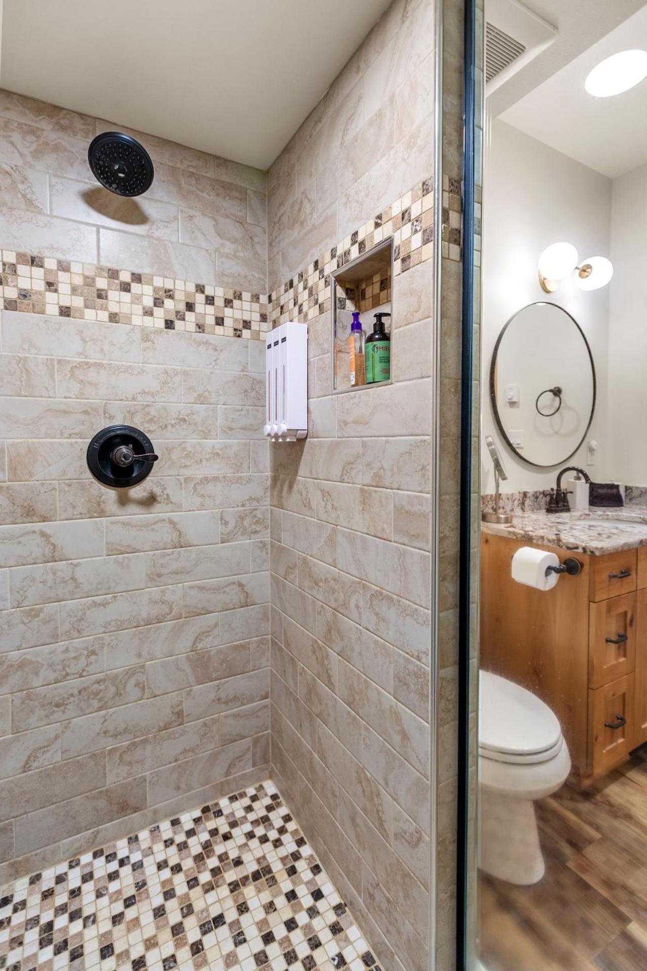 THE CLYDE - Your Cozy & Luxurious Mt Hood Retreat