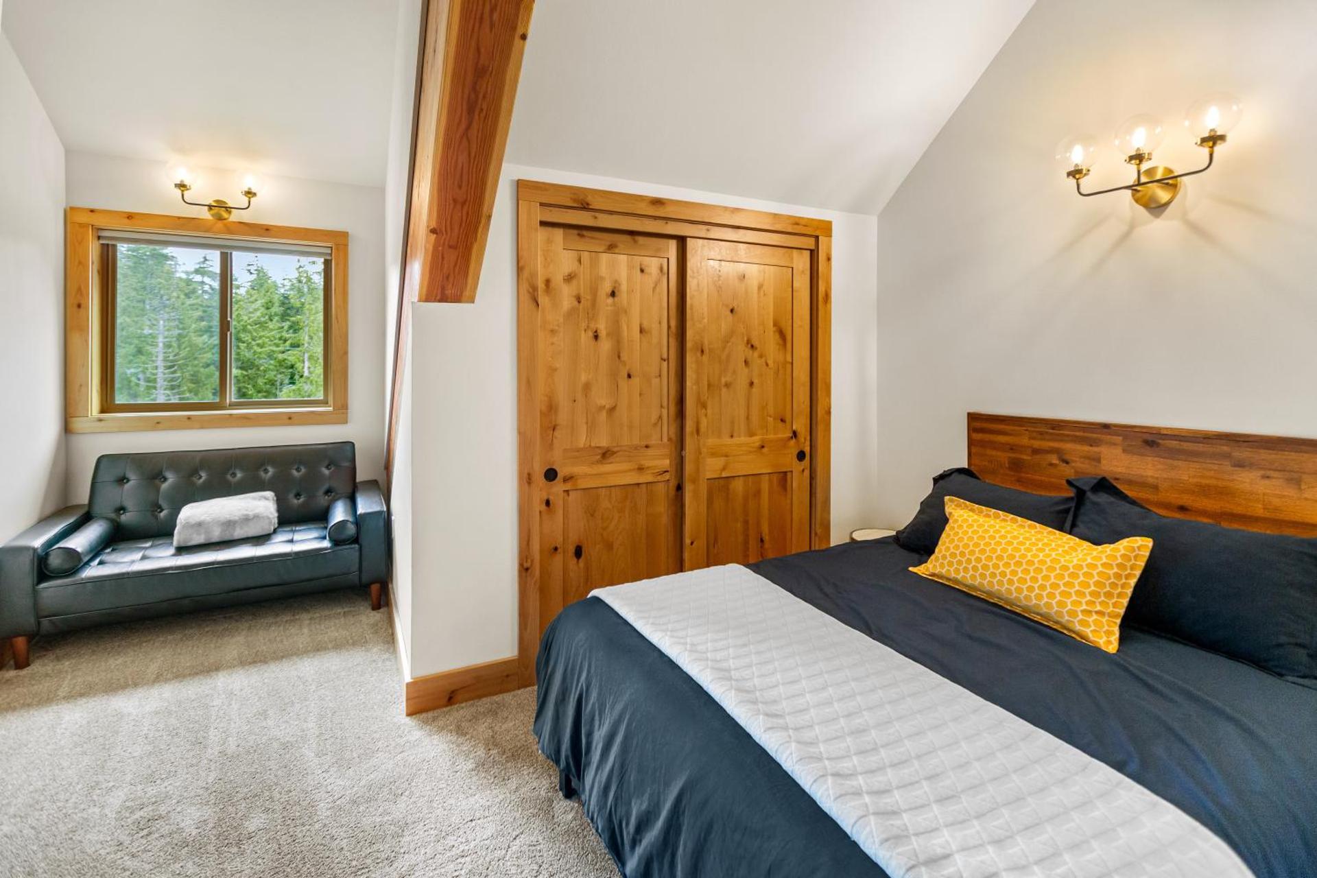 THE CLYDE - Your Cozy & Luxurious Mt Hood Retreat