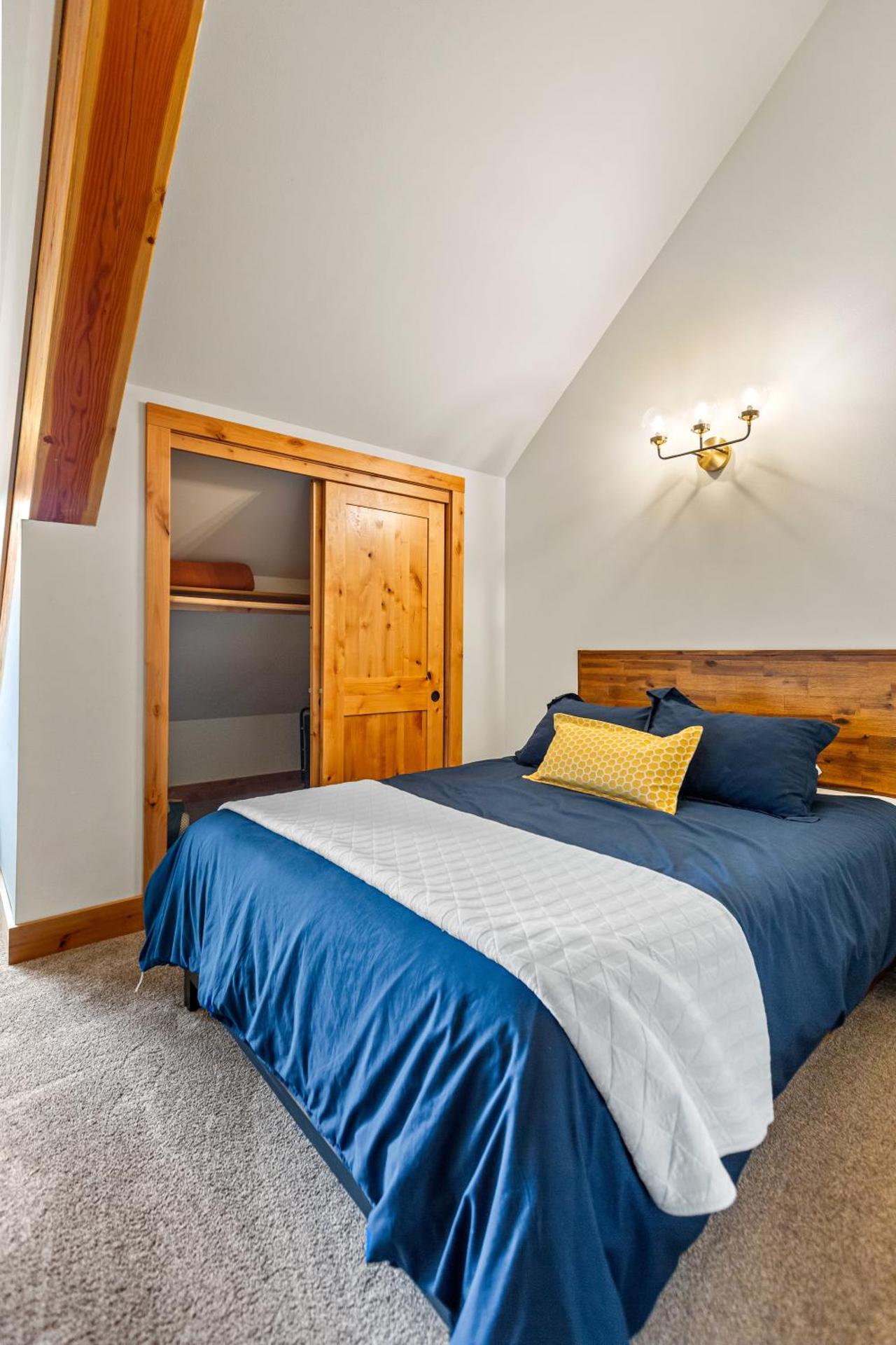 THE CLYDE - Your Cozy & Luxurious Mt Hood Retreat