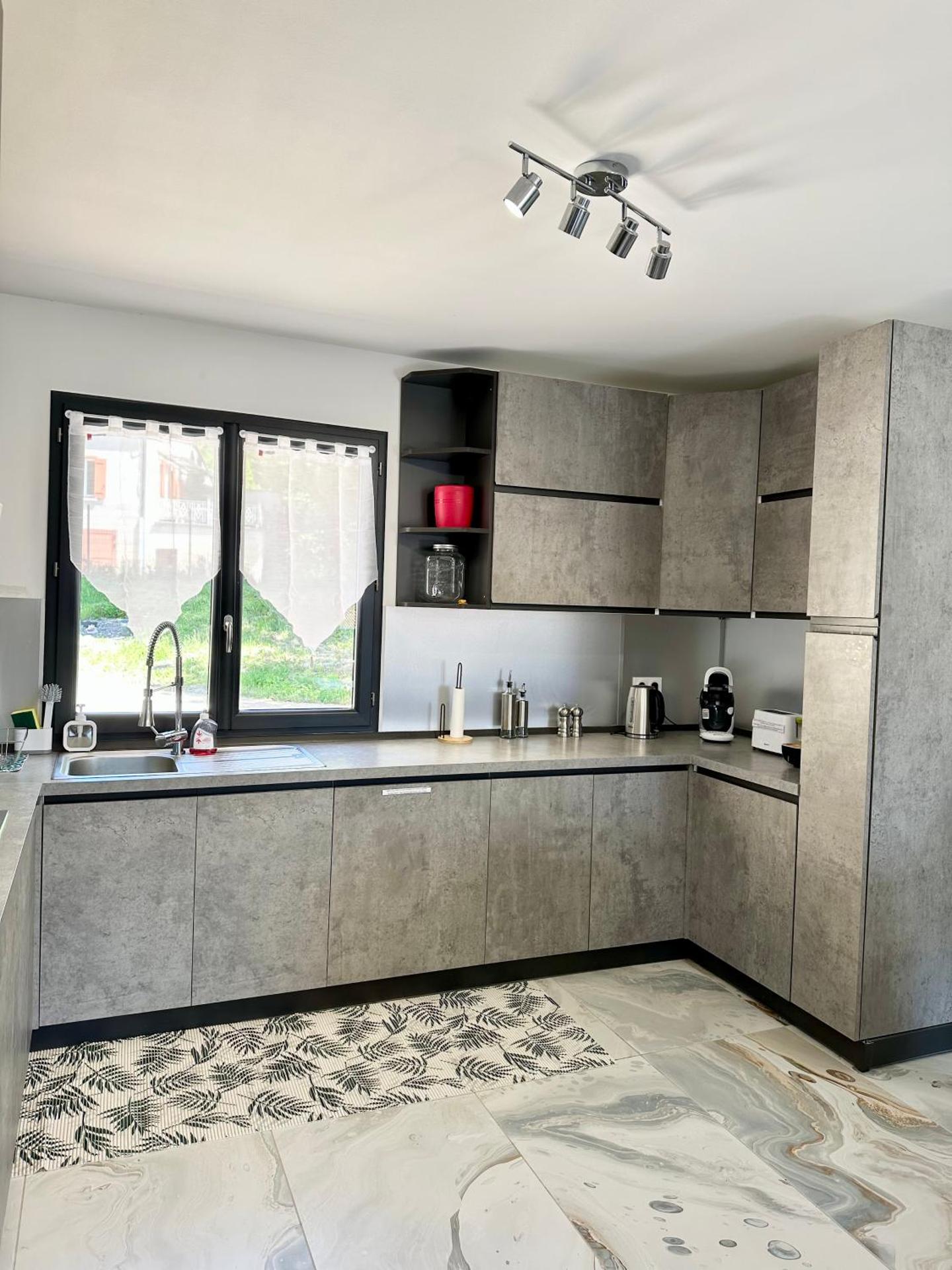 LA Conciergerie 05 Villa Kylsha Rosans WiFi Terrasse Confort