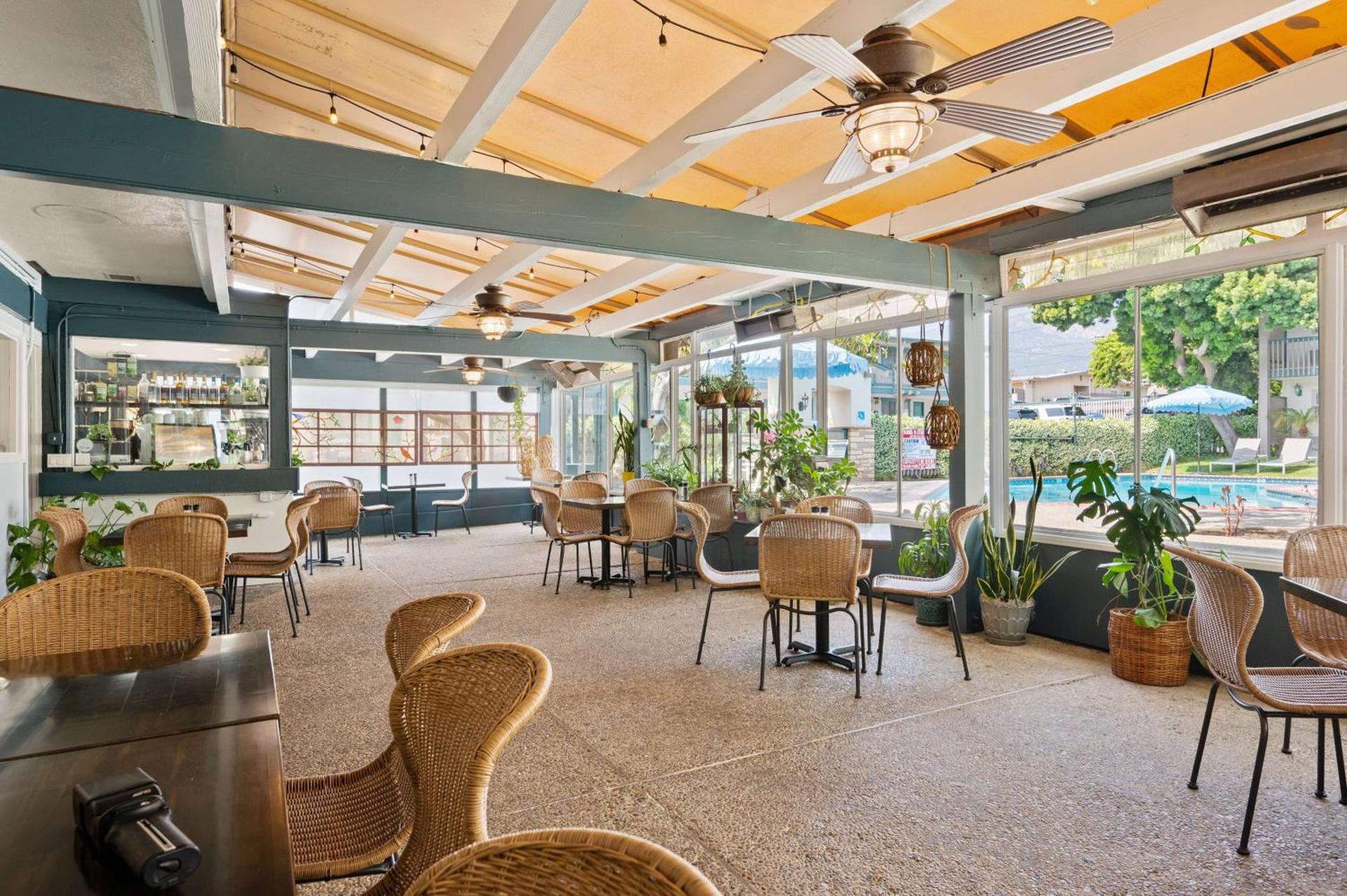 Restaurant/places to eat