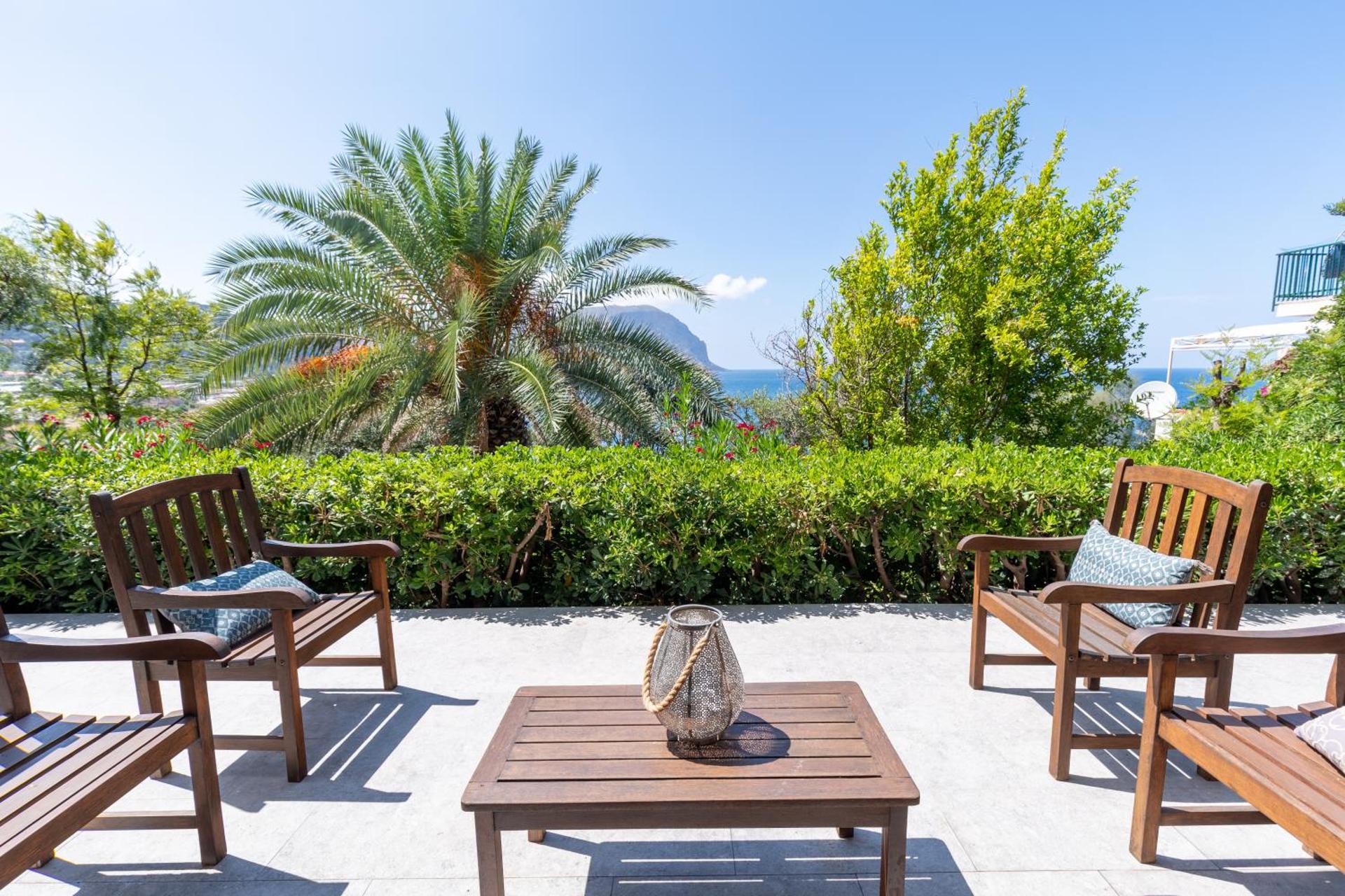 NESOS SUITE by DomuSicily