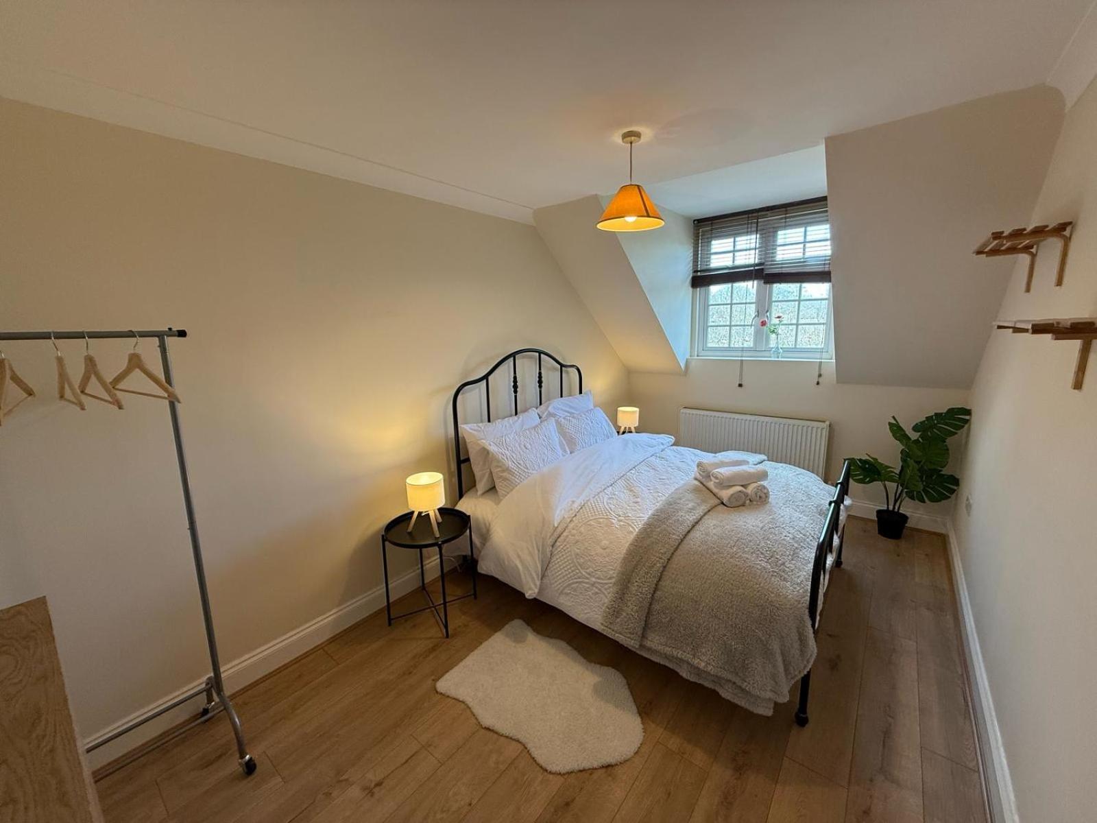 Cozy Retreat in Redhill