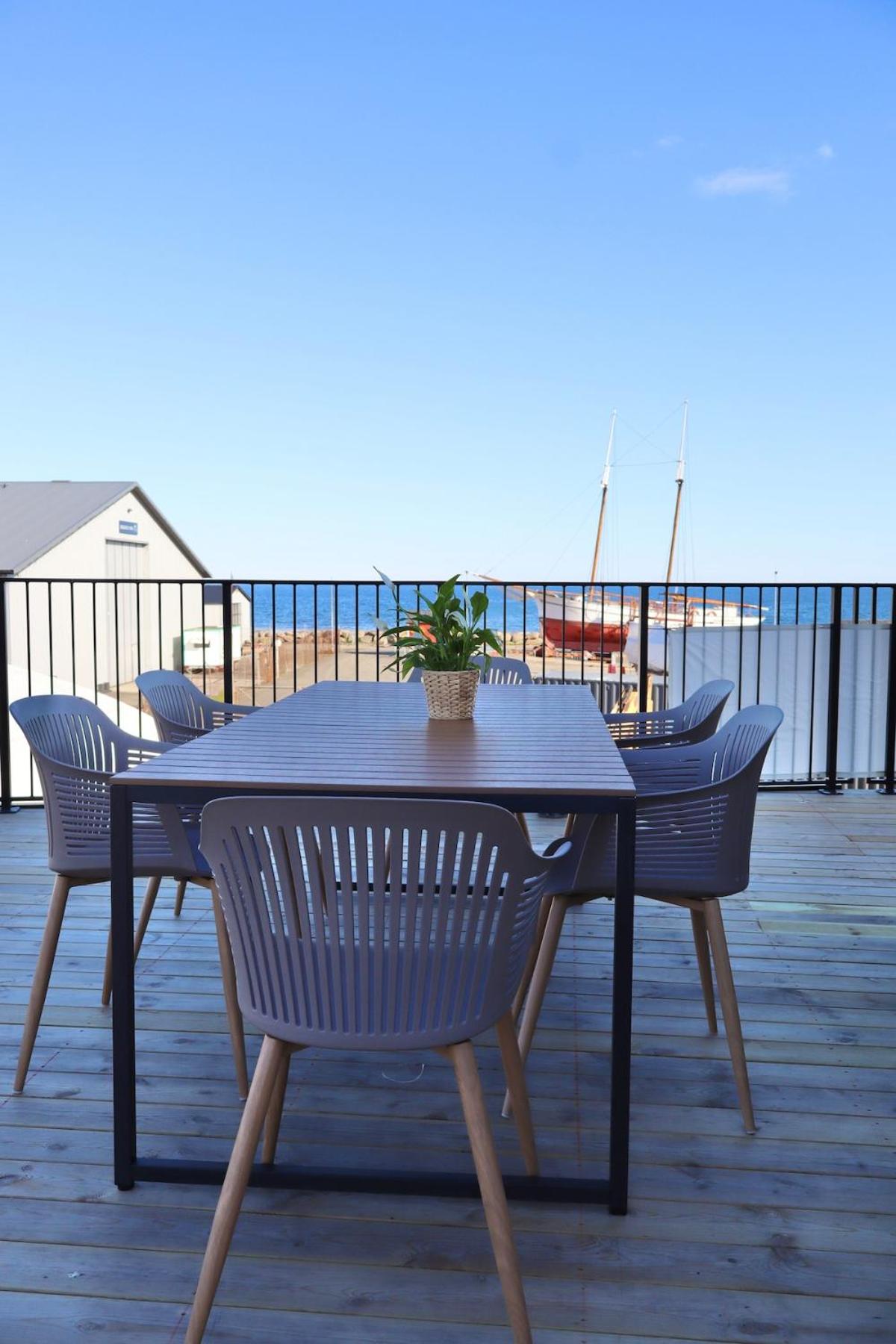 Penthouse over the harbour