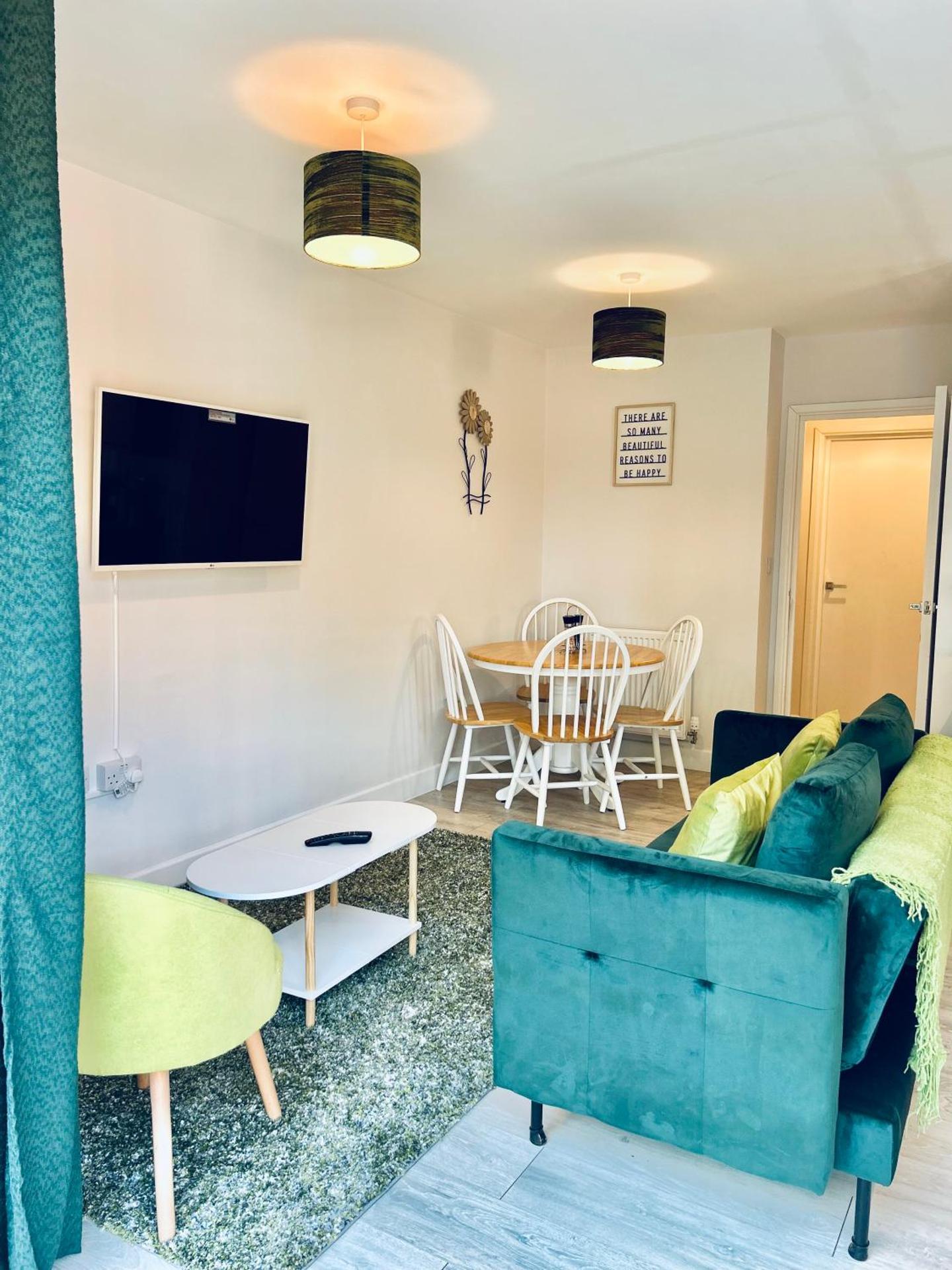 Communal lounge/ TV room