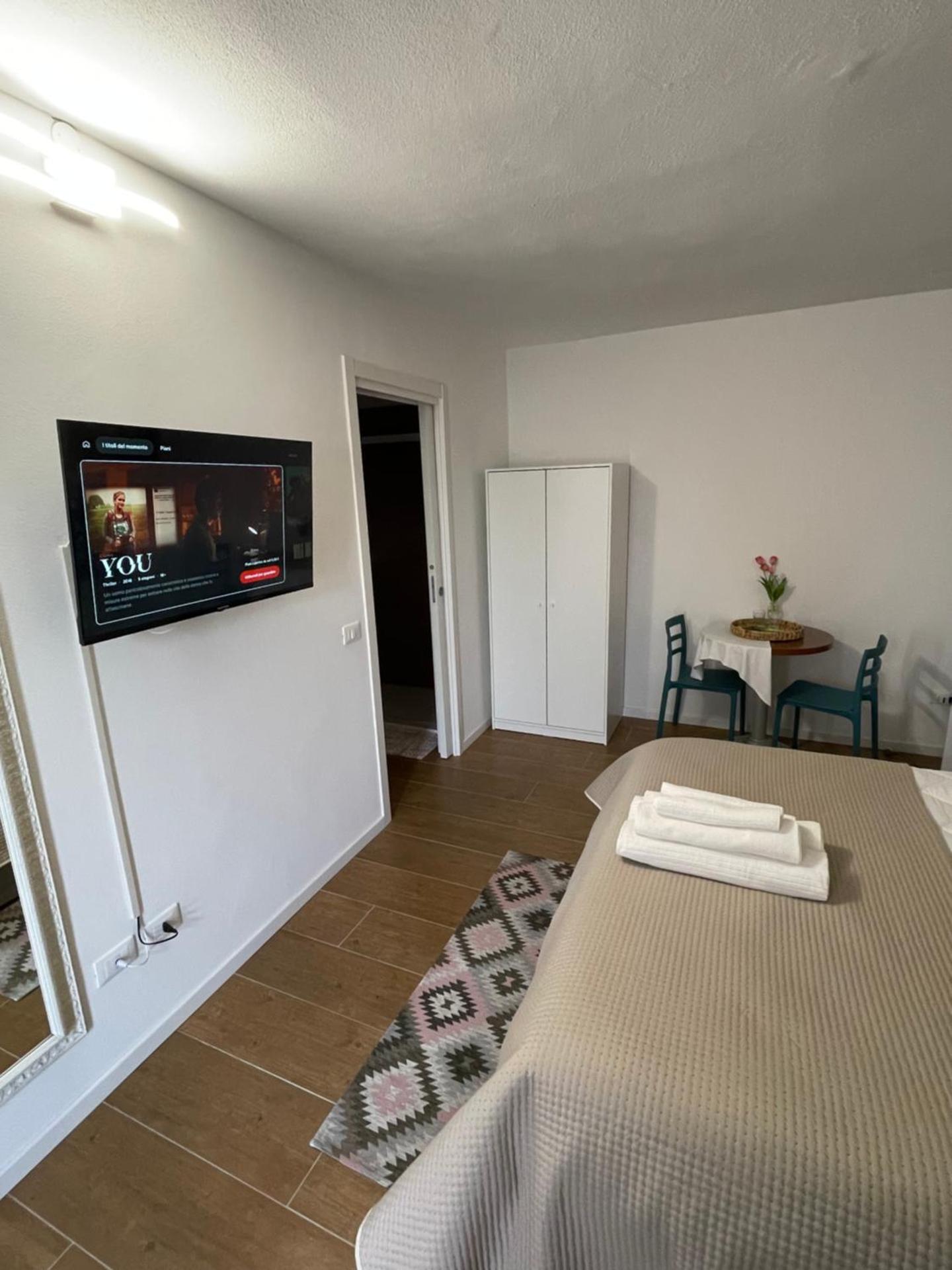 L&L Bed and Breakfast Malpensa Airport