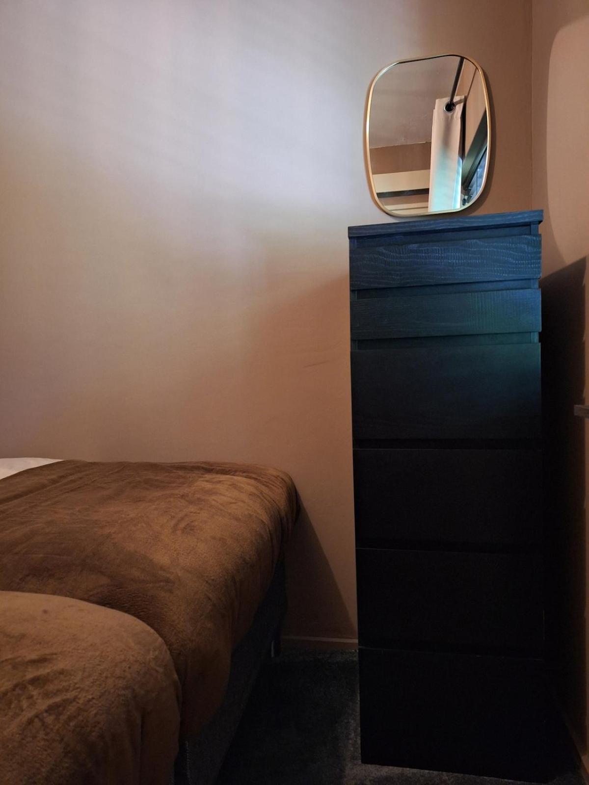 Bosnest De Specht, een knus boshuisje met privetuin in Otterlo nabij Veluwepark