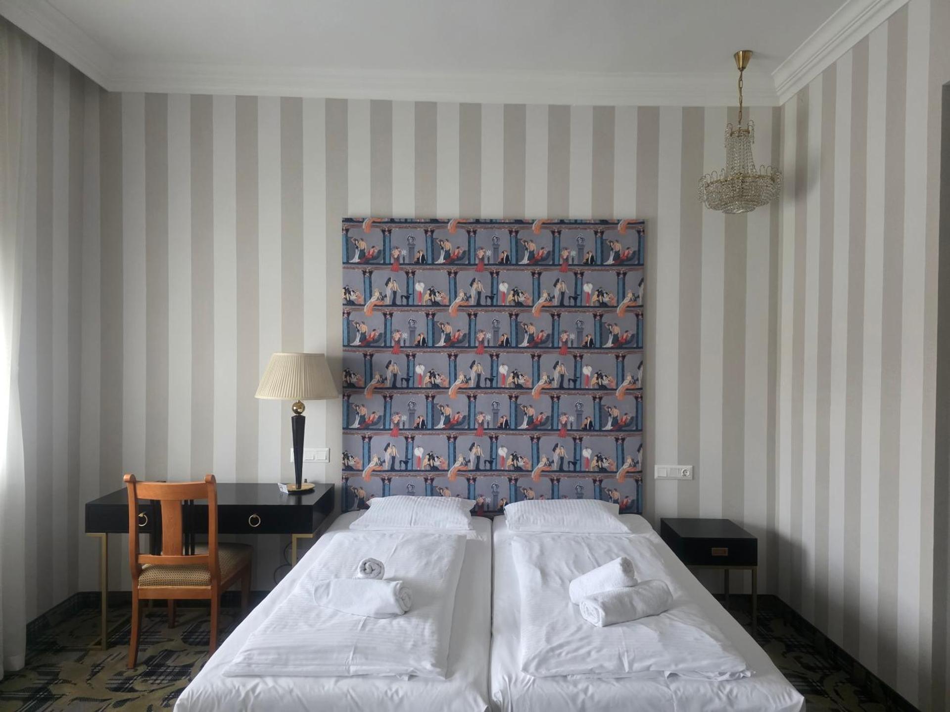 Suite with City View