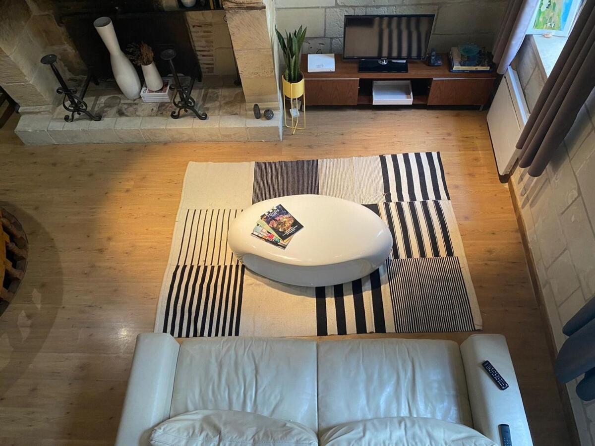 Historic Robin Quantin Tours Hyper-Center Place Plumereau