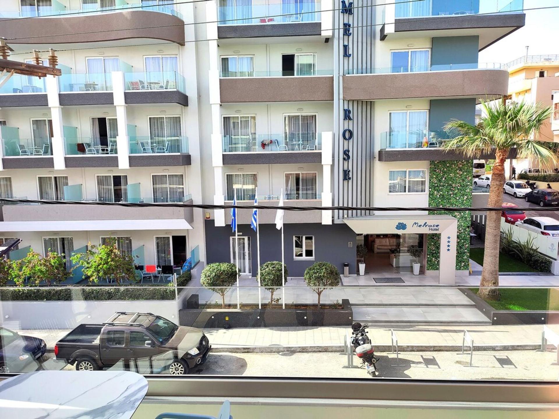 Seaside apartment near the city center