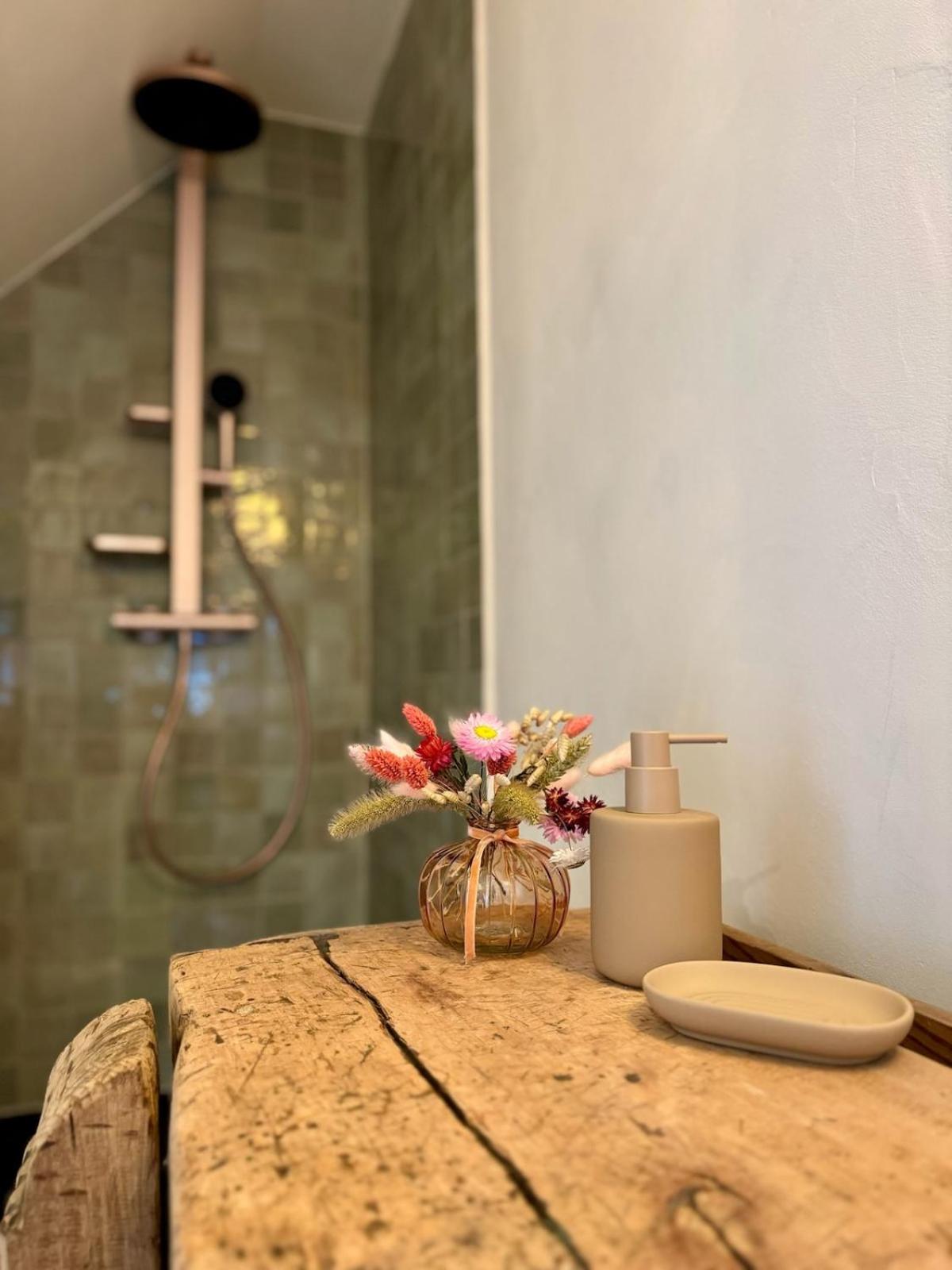 Stylish downtown loft and opposite park