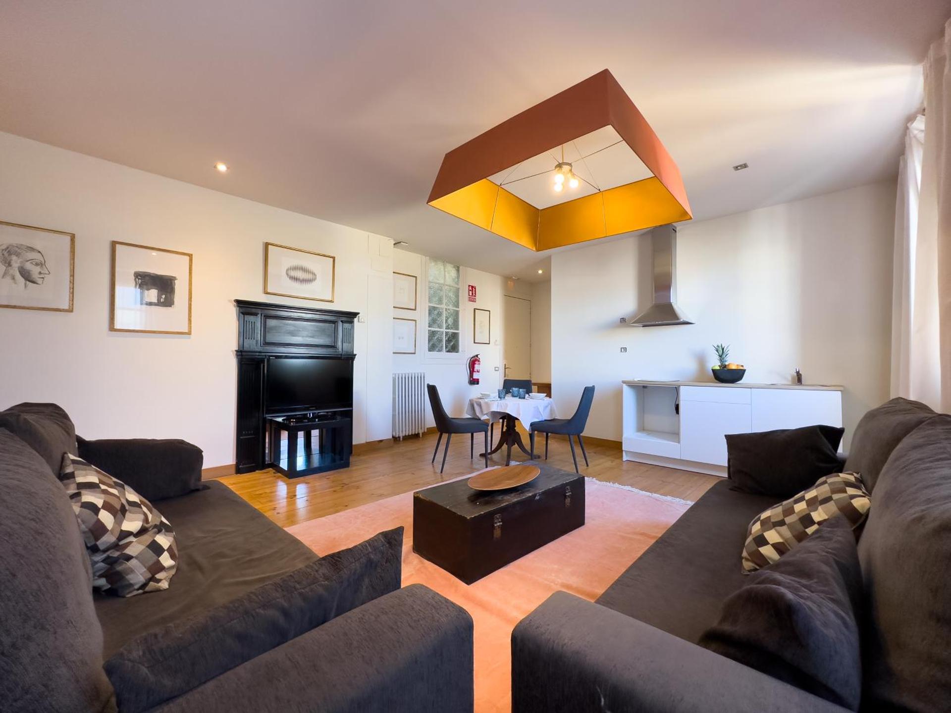 Communal lounge/ TV room