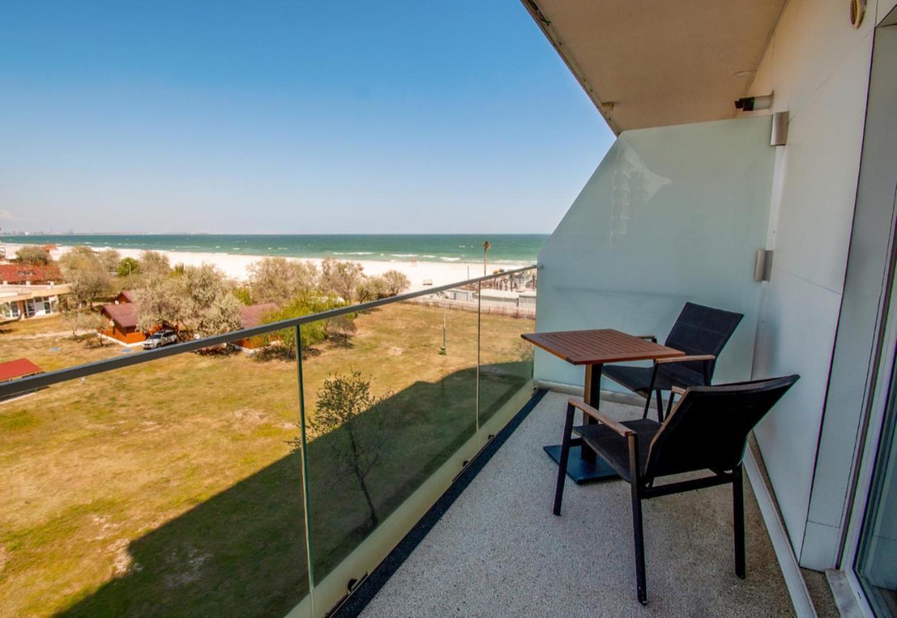 Twin studio by White Tower