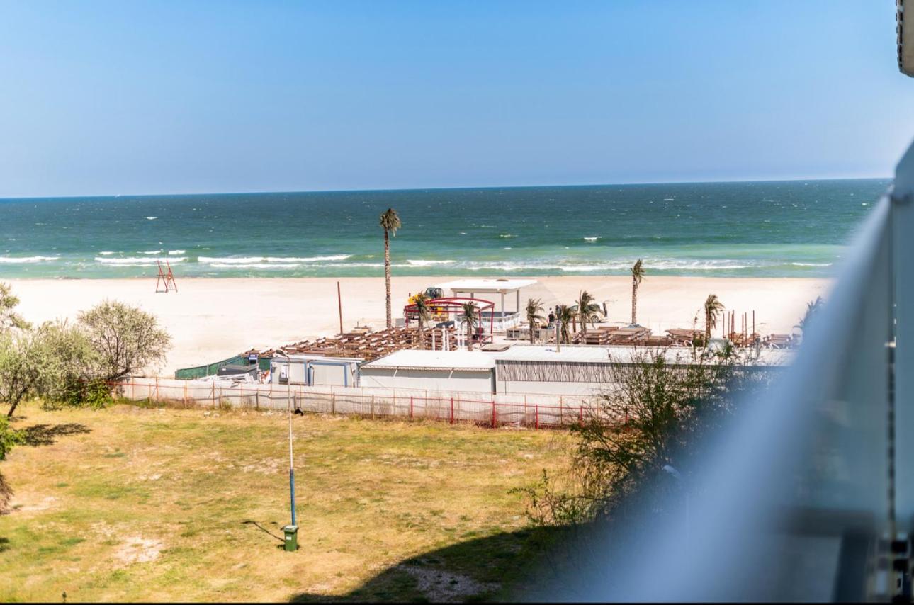 Twin studio by White Tower