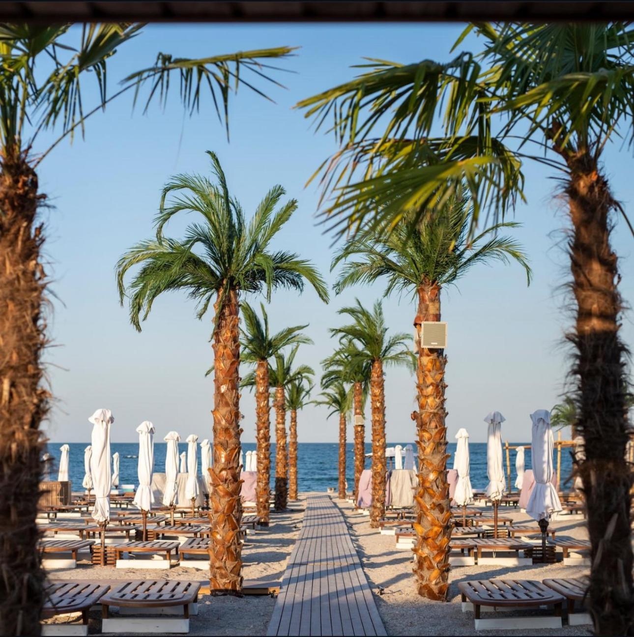 Twin studio by White Tower