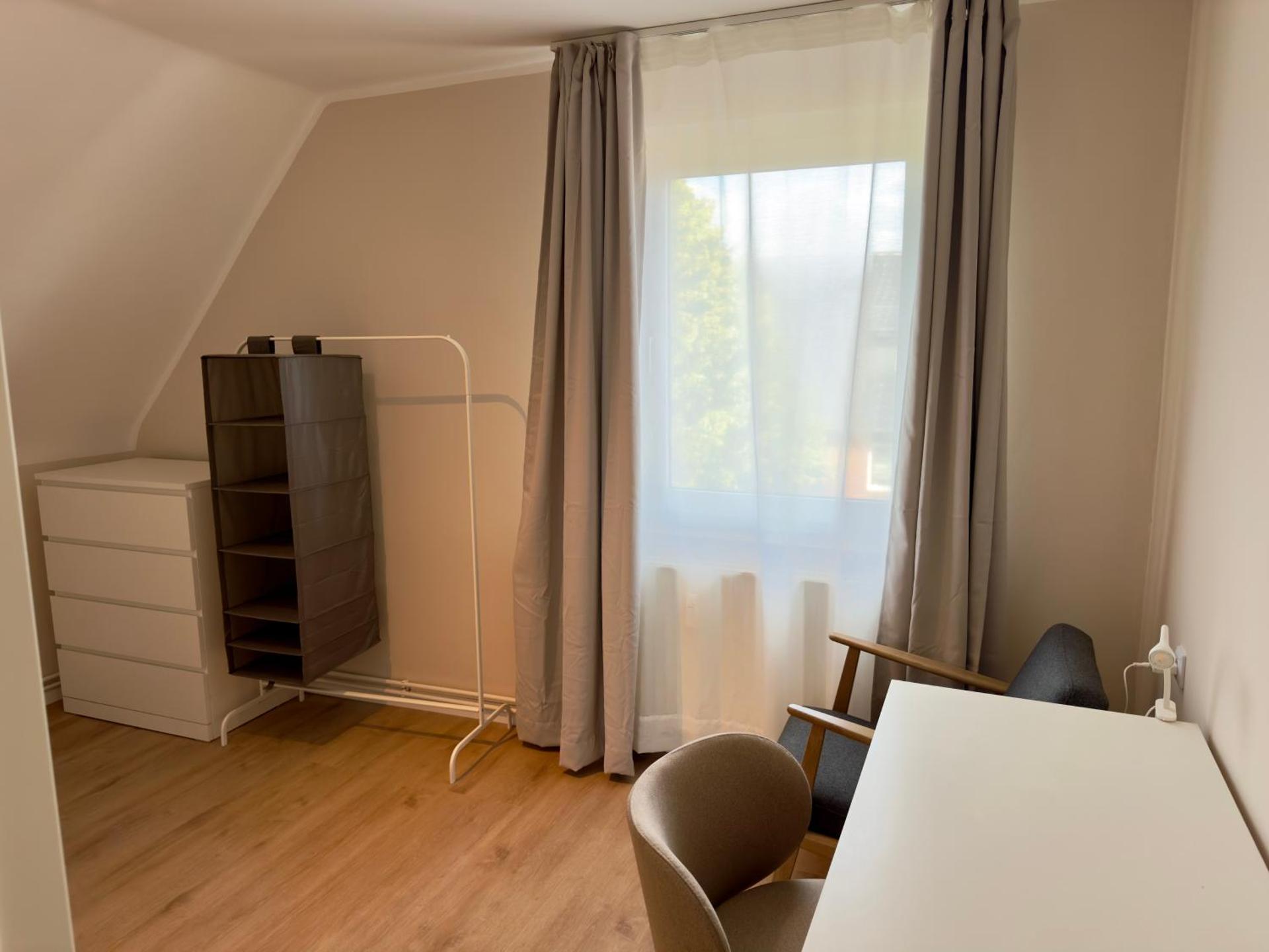 Photo of the whole room