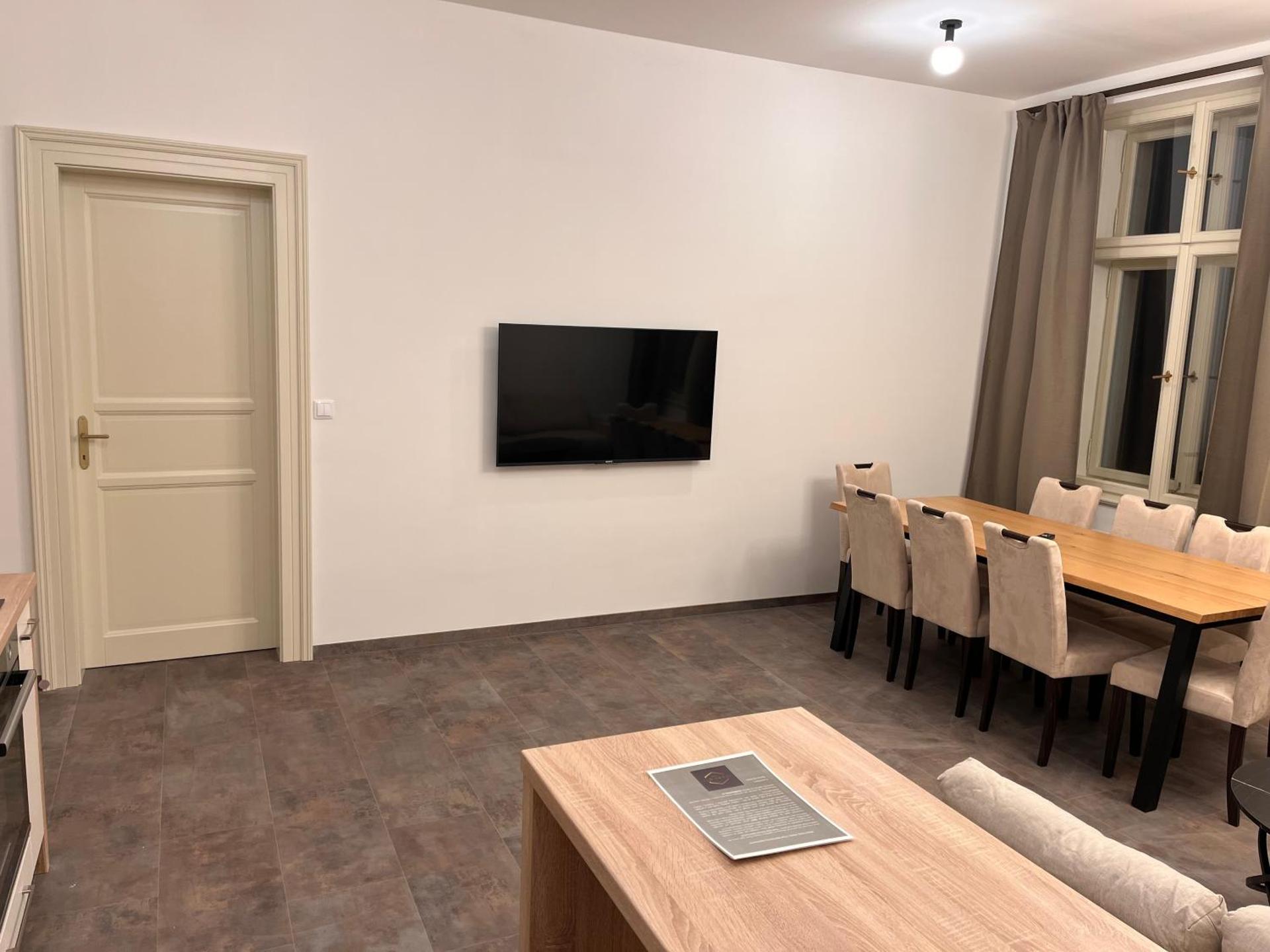 Pearl Bee Deluxe Suites