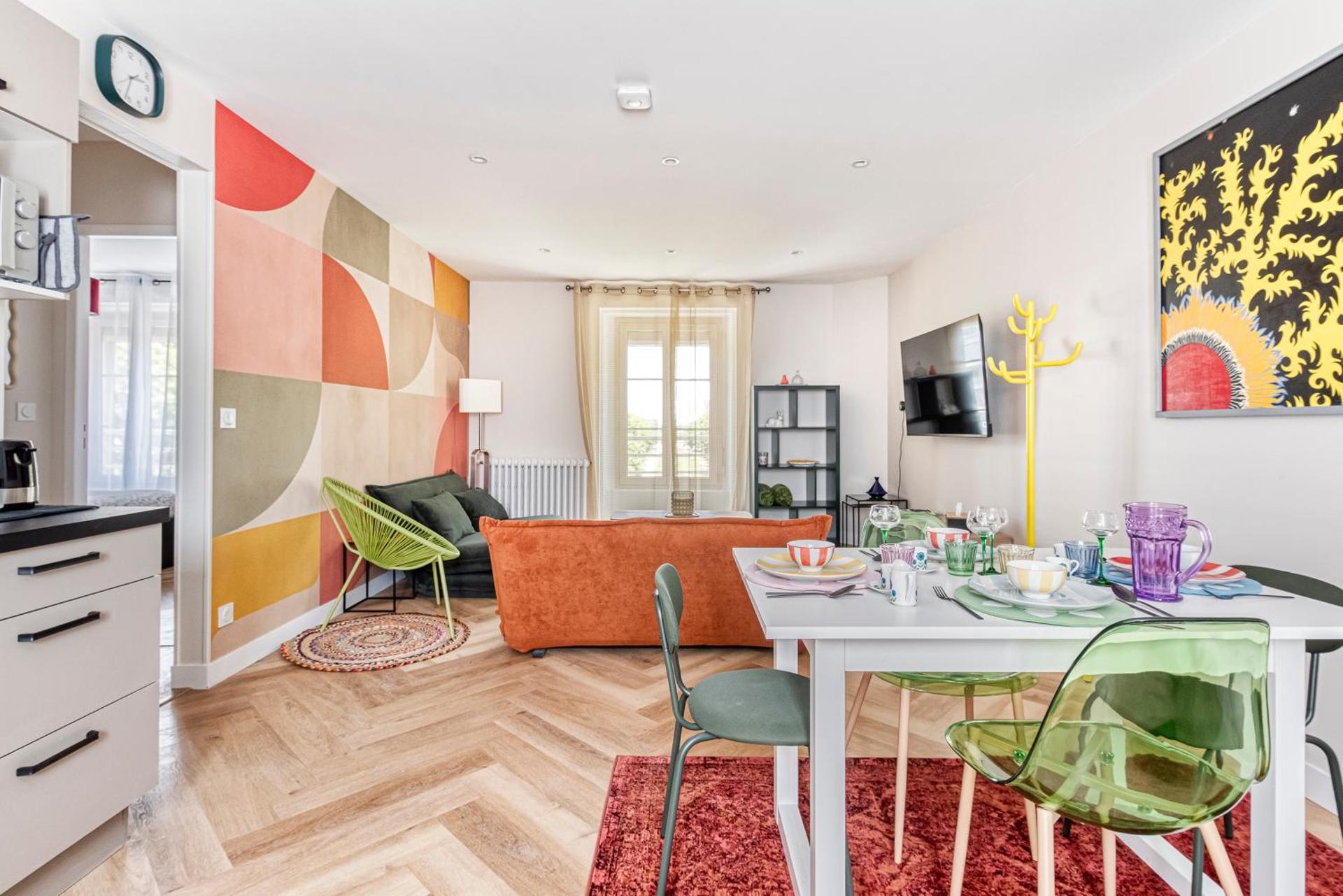 Communal lounge/ TV room