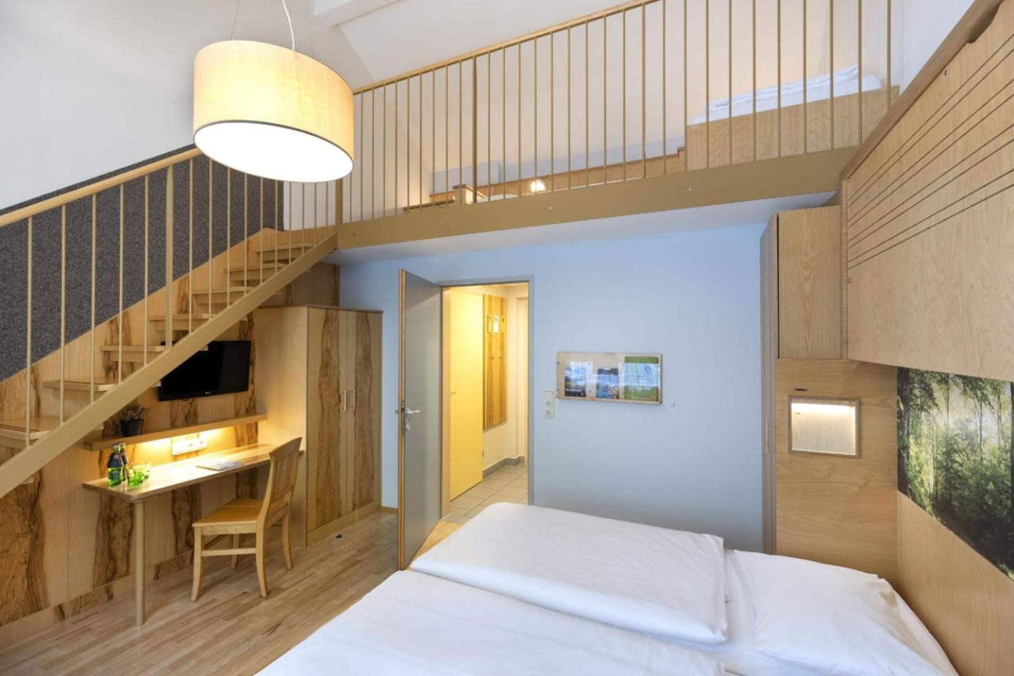 Duplex Quadruple Room