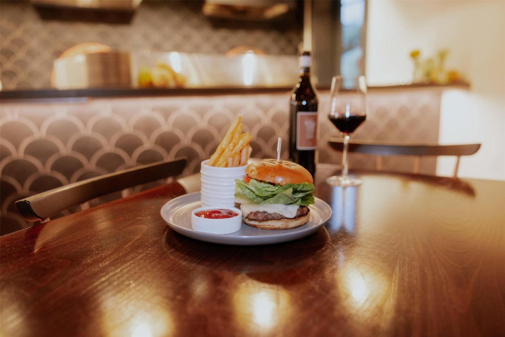 Restaurant/places to eat