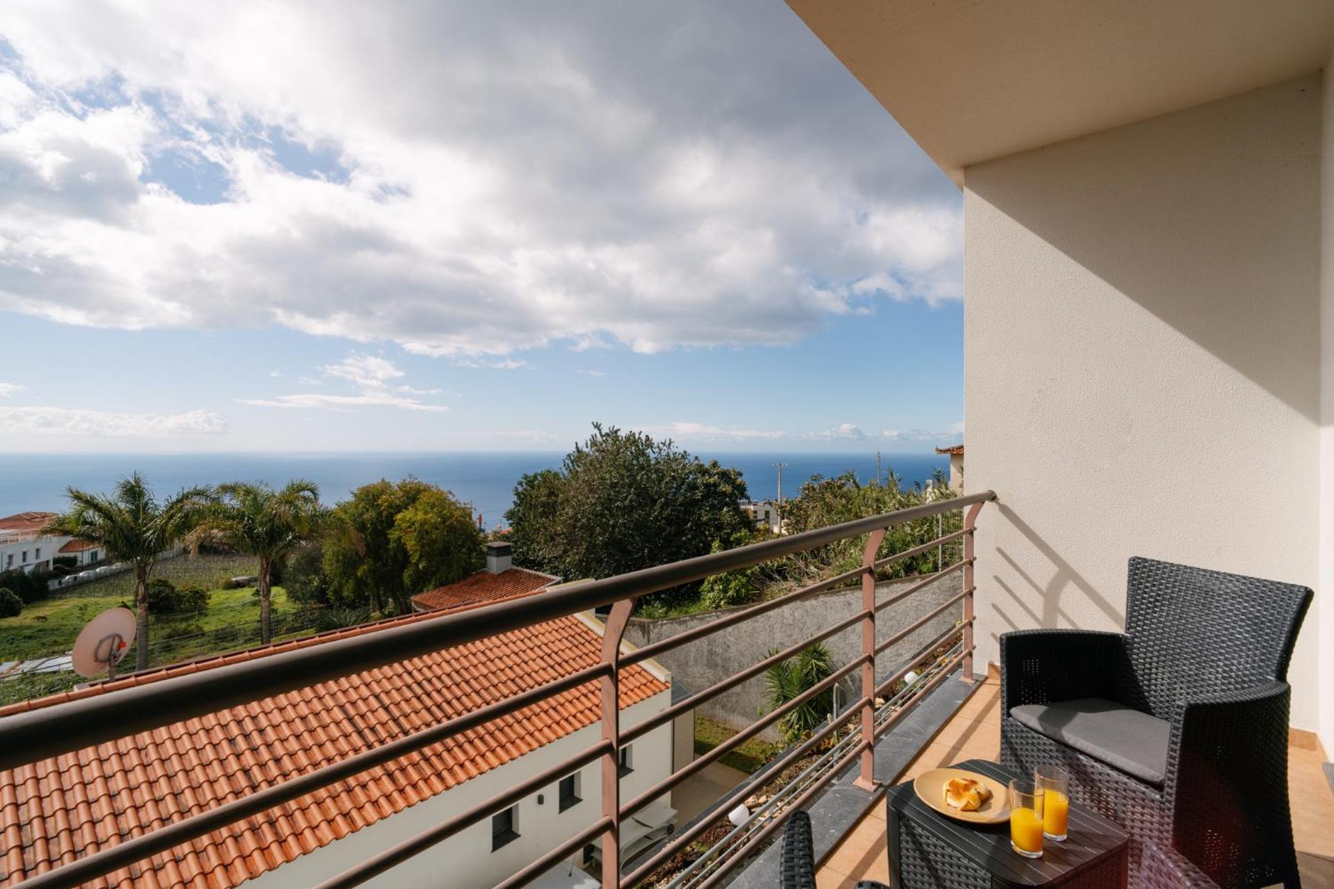 Ponta do Sol Amazing 3 Bedroom Apartment