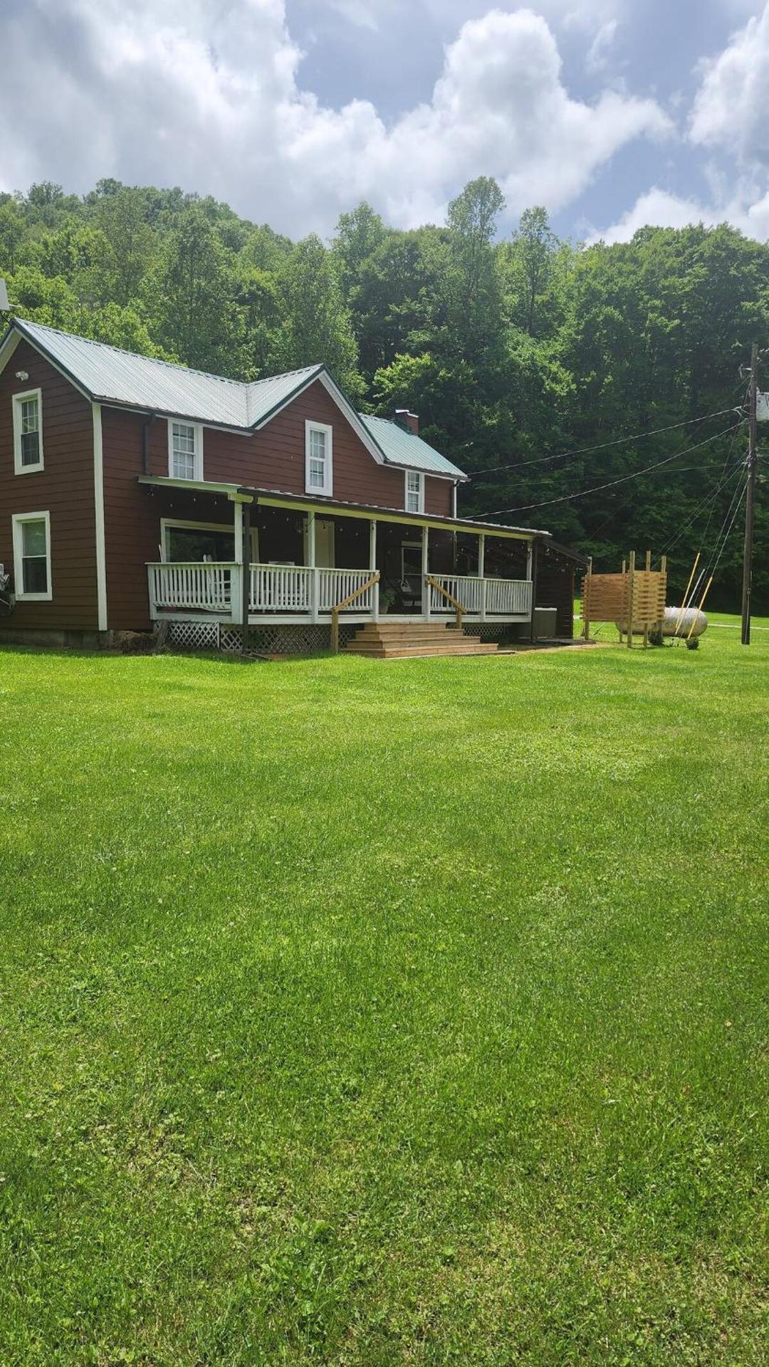Red River Gorge Farmhouse 50 Acres