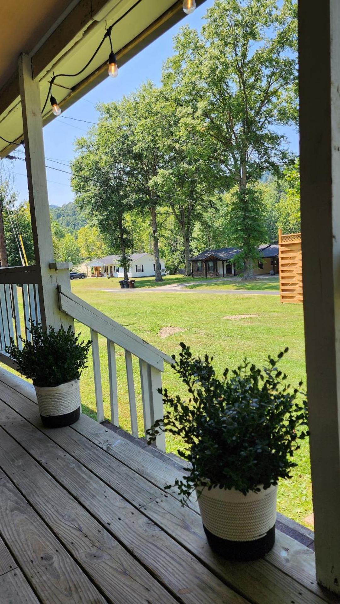 Red River Gorge Farmhouse 50 Acres