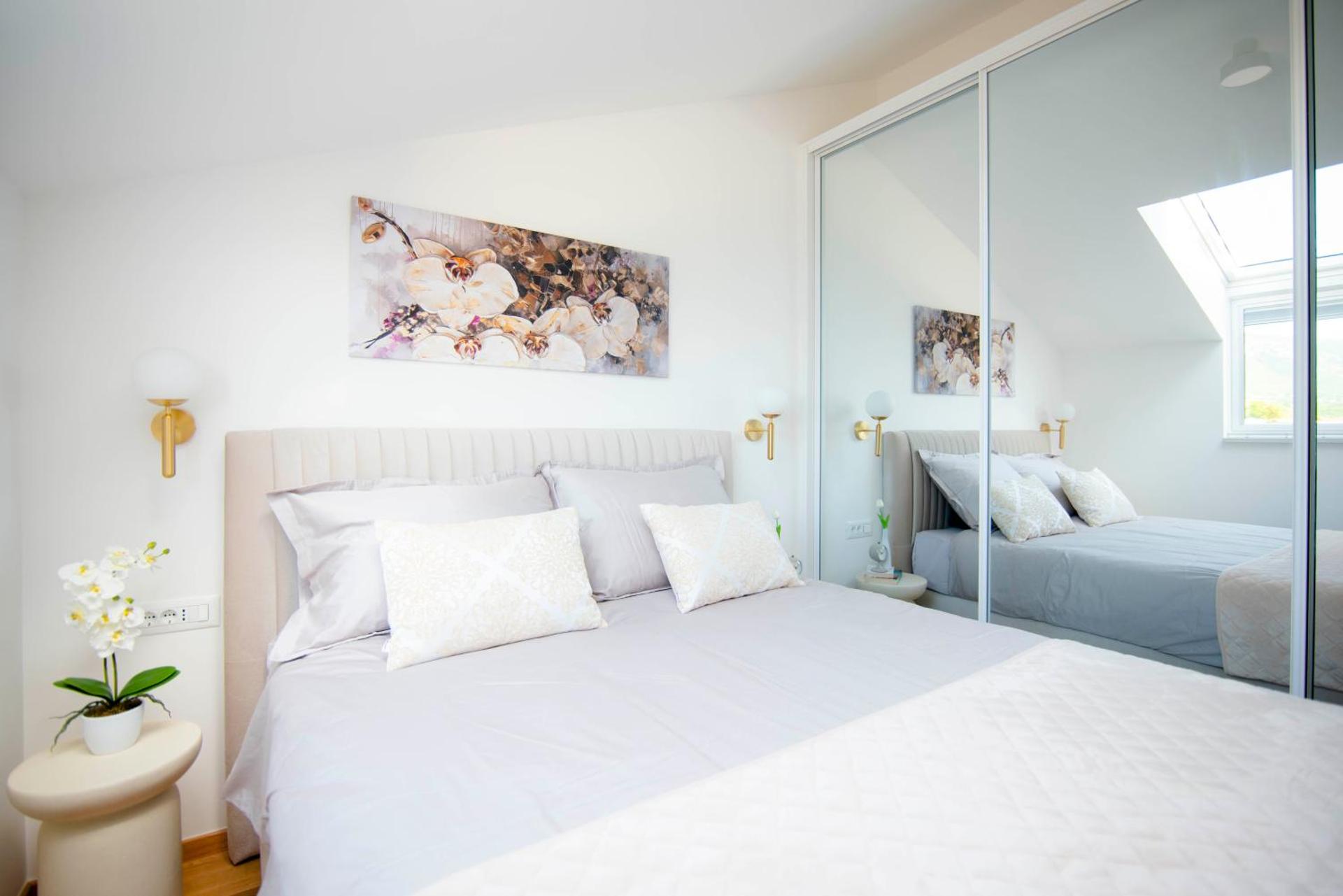 Luxury apartment Gold