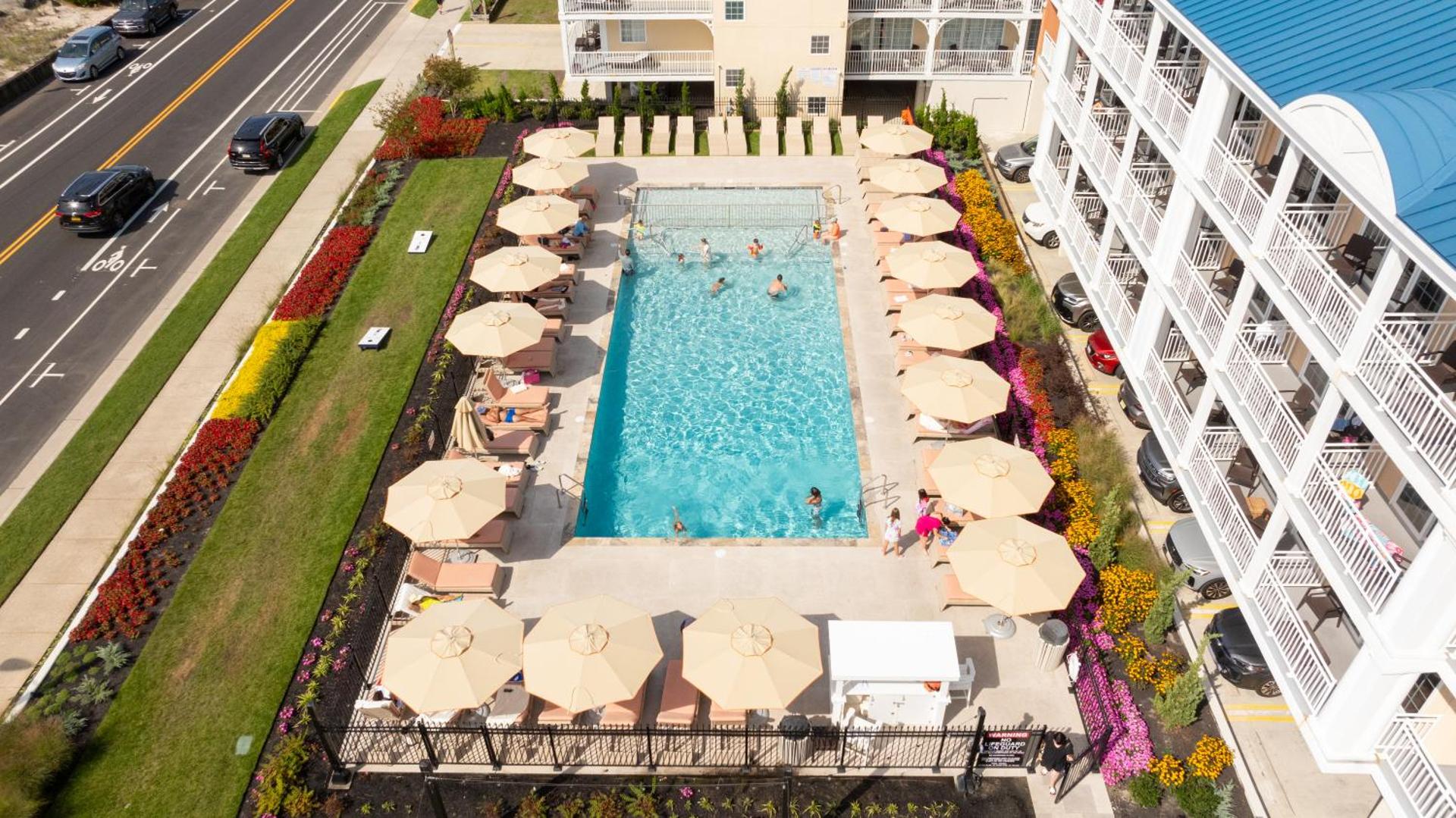 La Mer Beachfront Resort