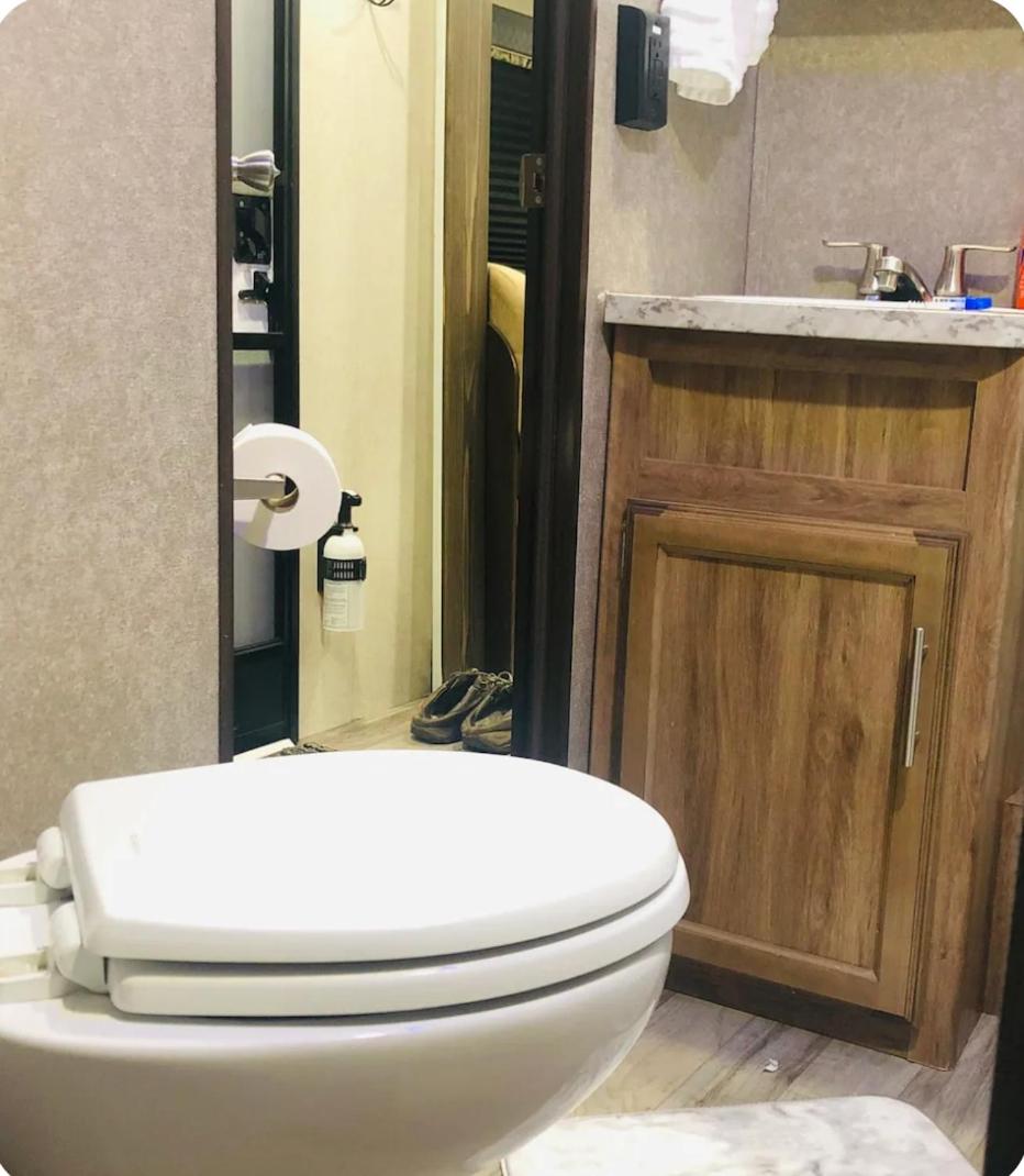 Rooms, RV,Tents in Redwood N&S Park 红木国家公园的房间