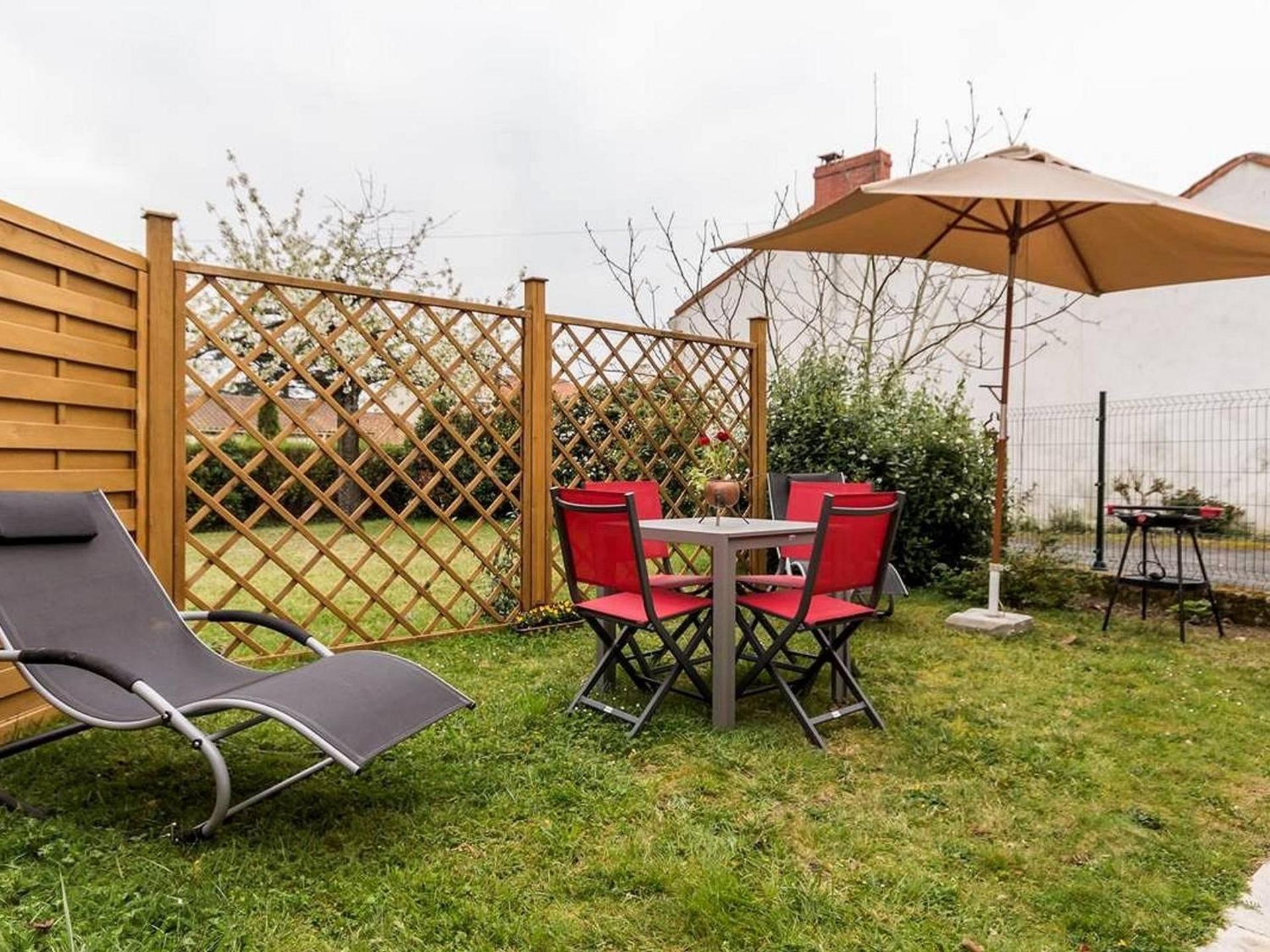 Gîte rénové avec terrasse et jardin à Clisson, proche gare, commerces, restaurants et vignoble nantais - FR-1-306-900