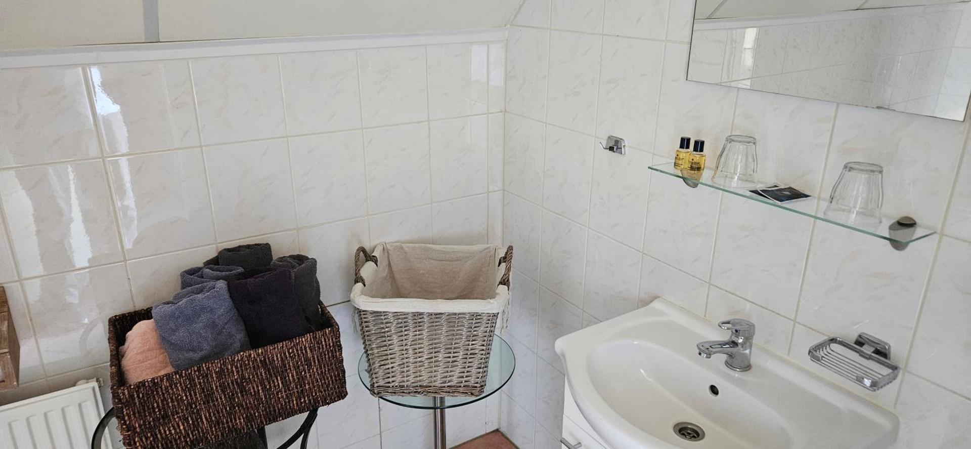 Reiderland appartementen centrum Bad Nieuweschans 50 meter supermarkt