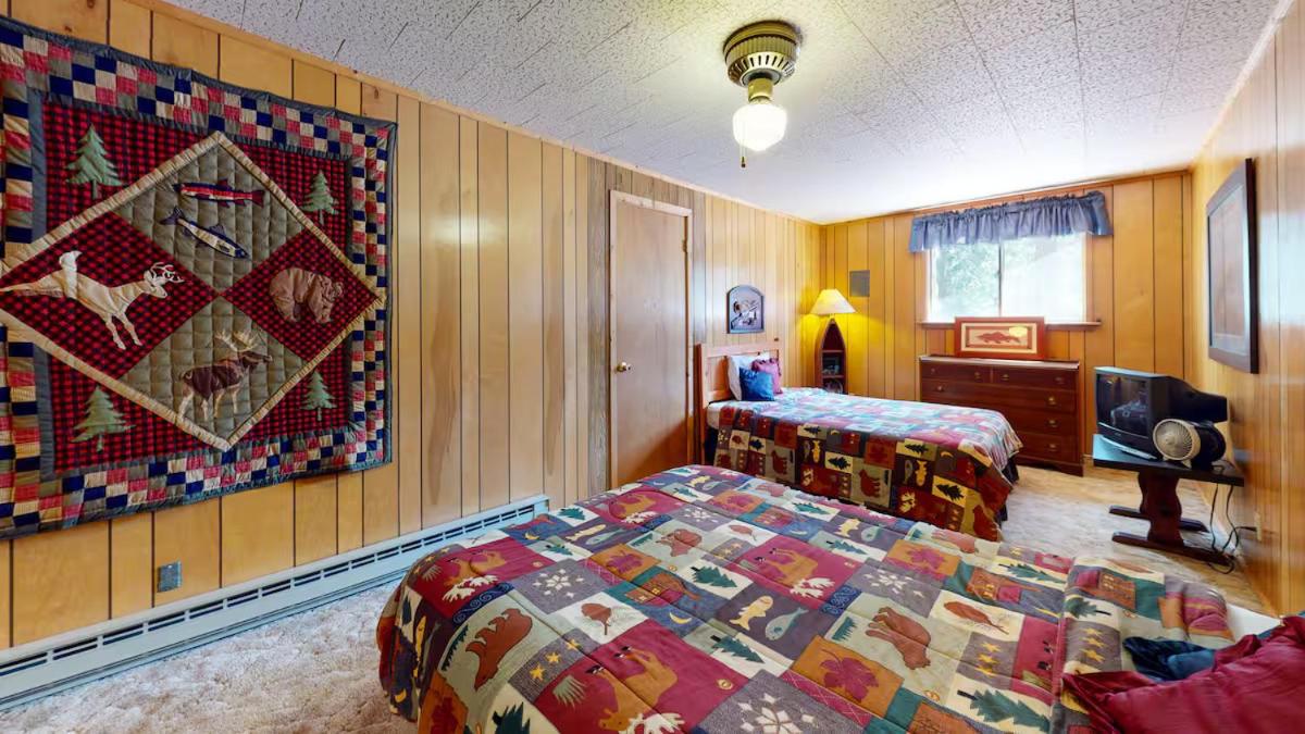 Bear Paw Lodge & Vacation Homes