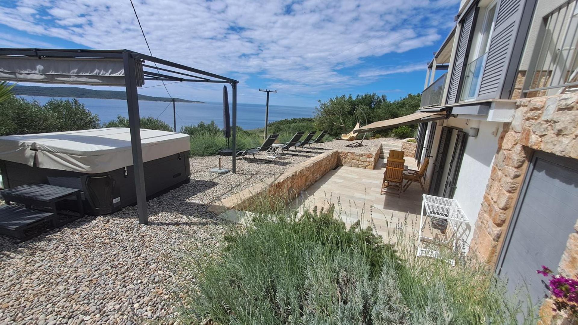 Inner courtyard view