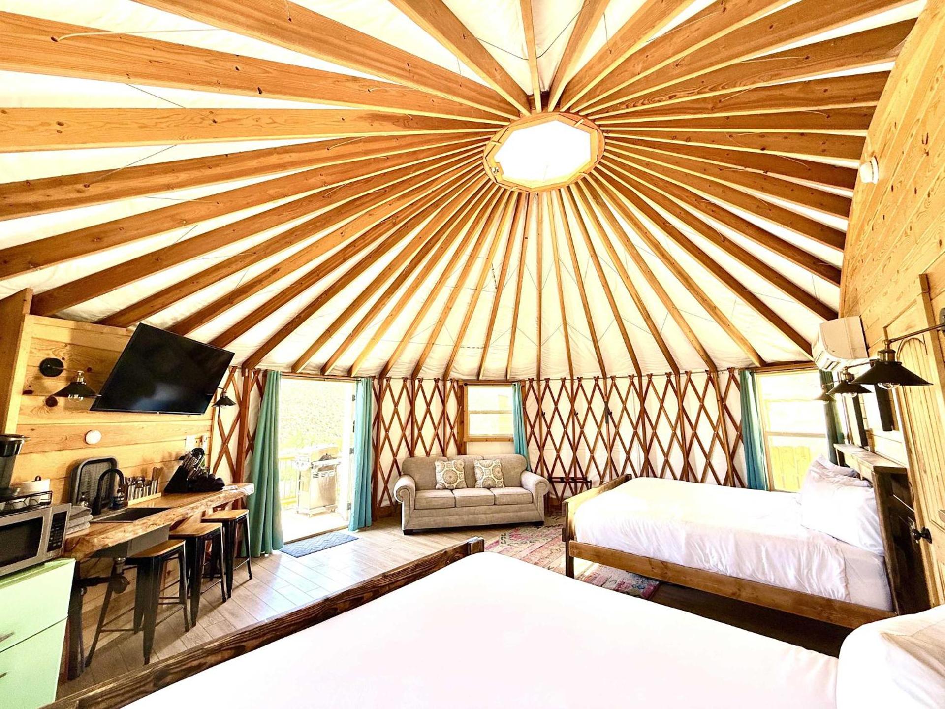 Yurt Overlook #7 with AC and Private Bath 2 Kings