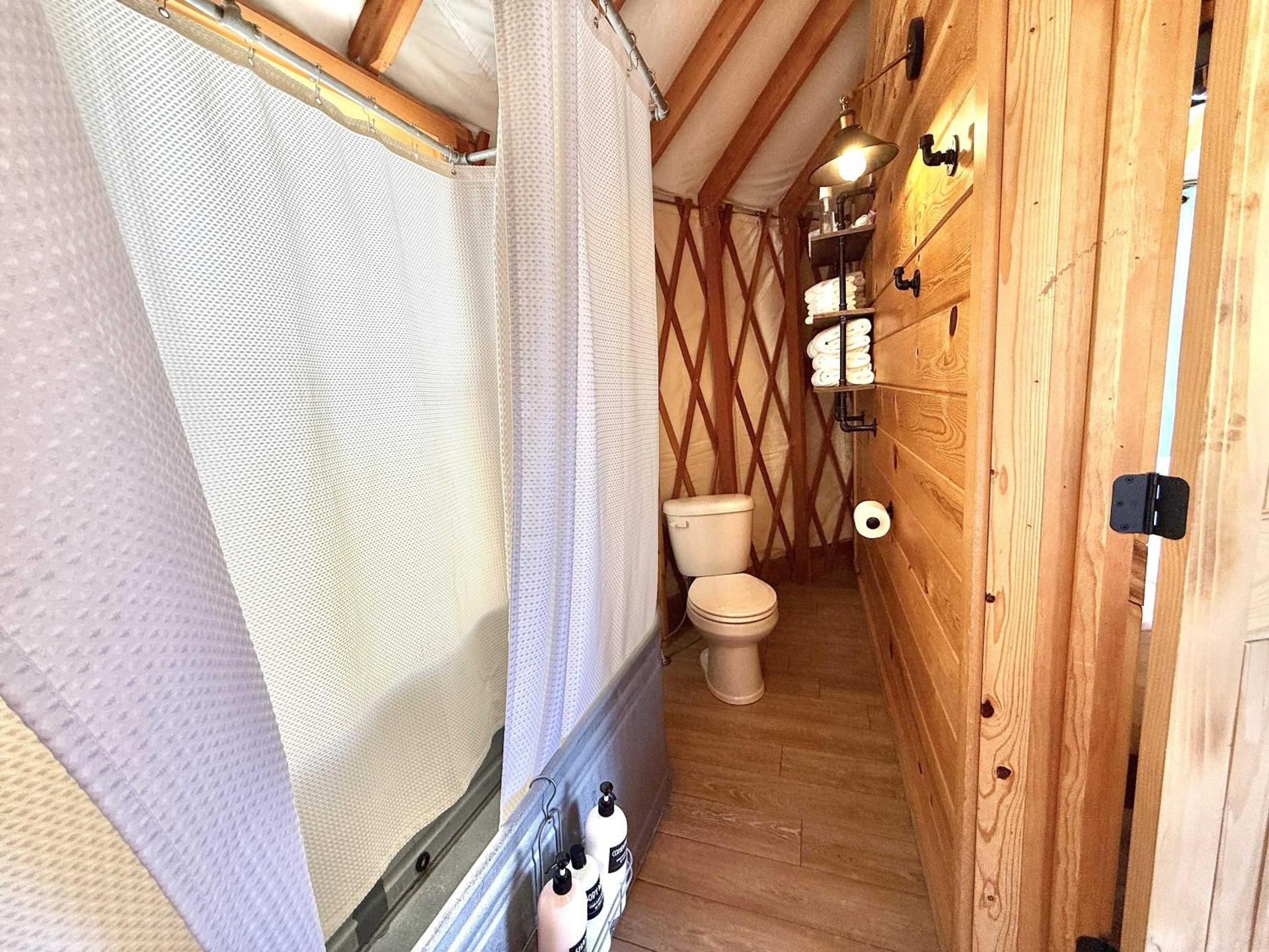 Yurt Overlook #7 with AC and Private Bath 2 Kings