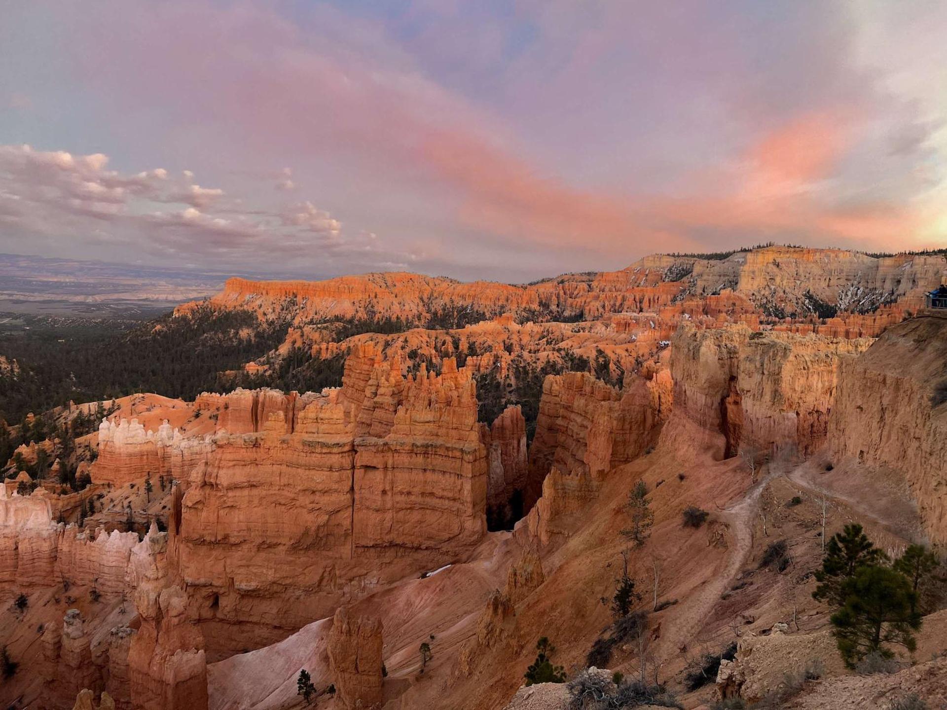 Yurt Overlook #7 with AC and Private Bath 2 Kings