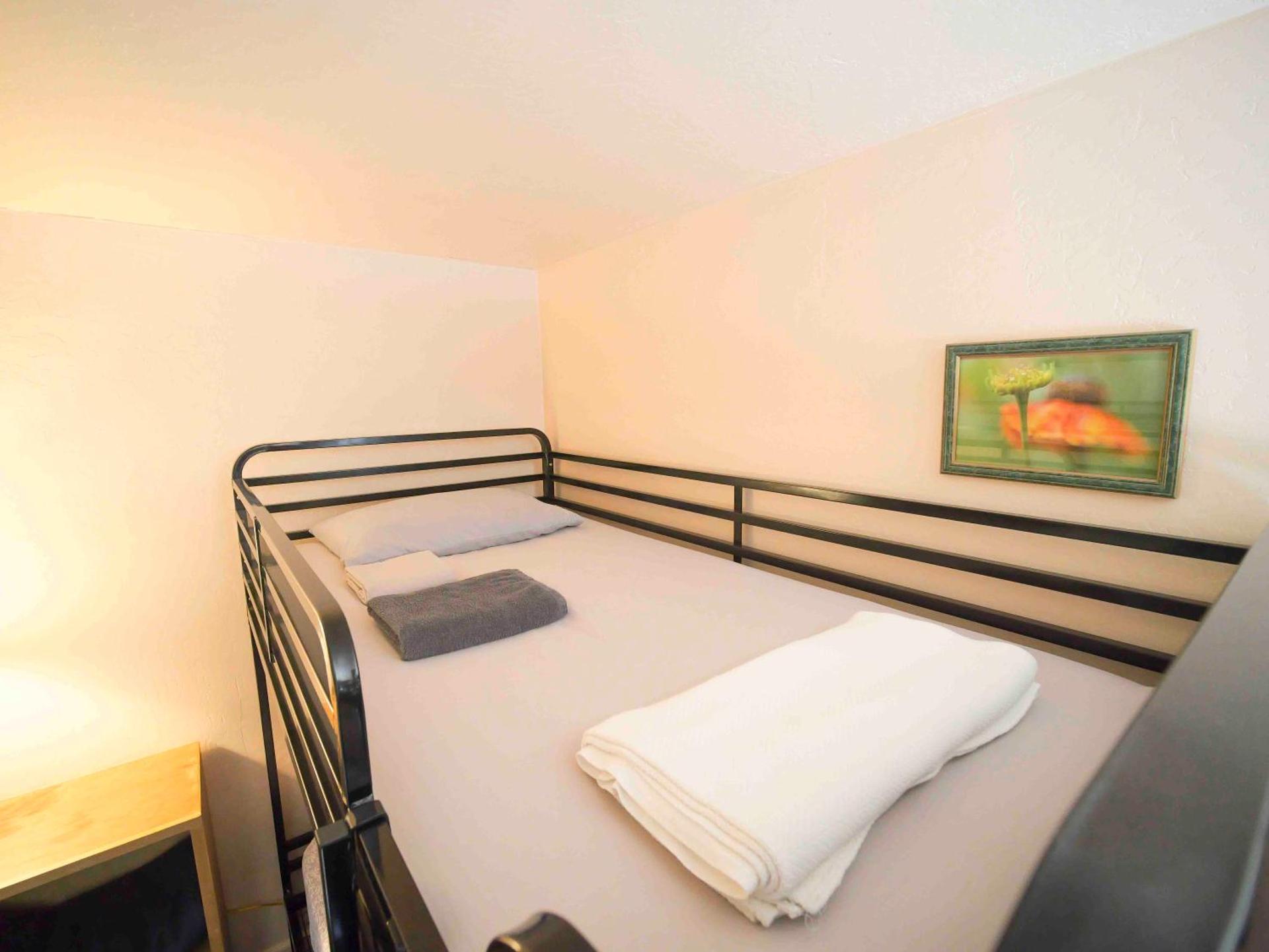 Ashland Commons Hostel