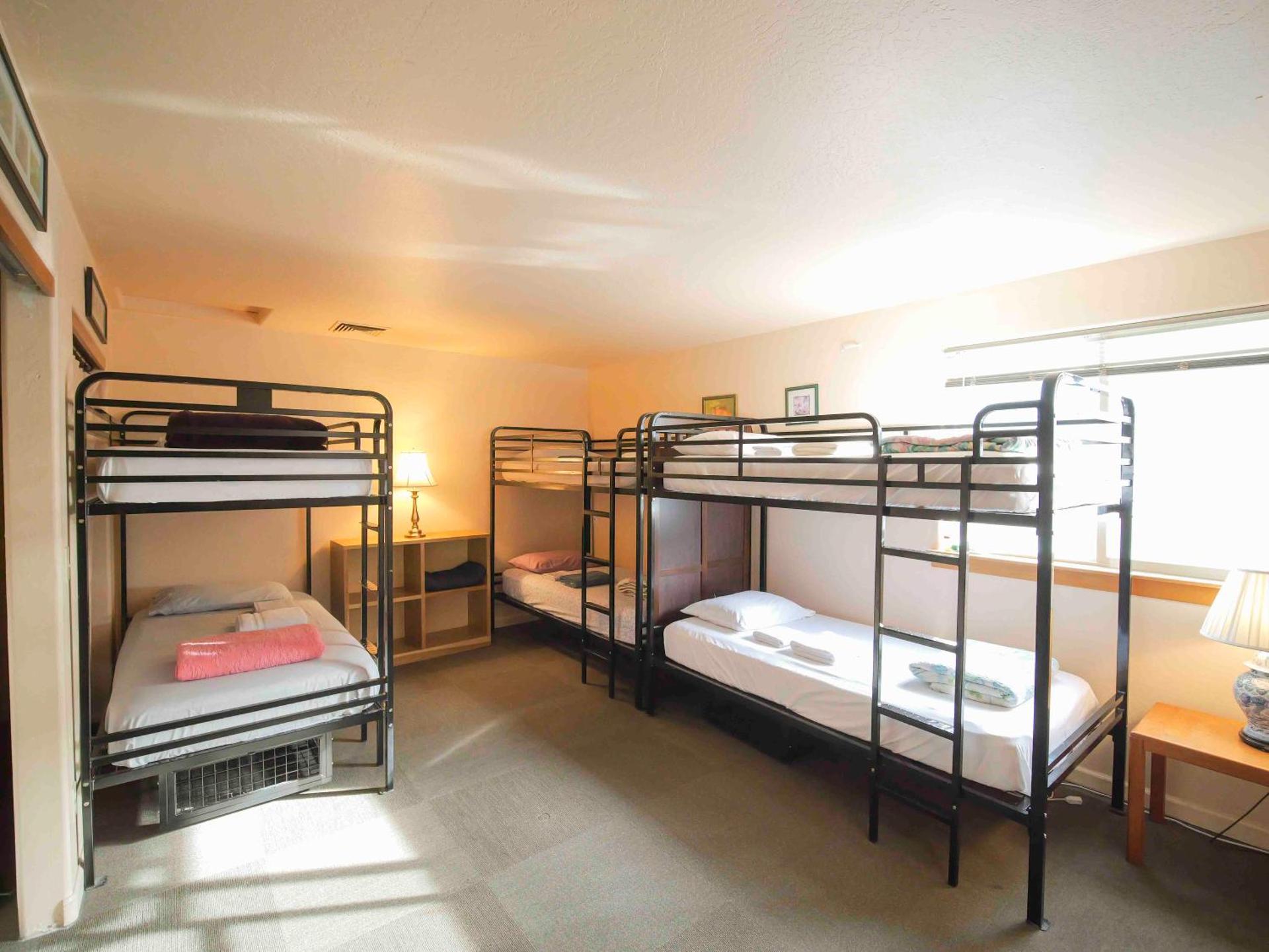 Ashland Commons Hostel