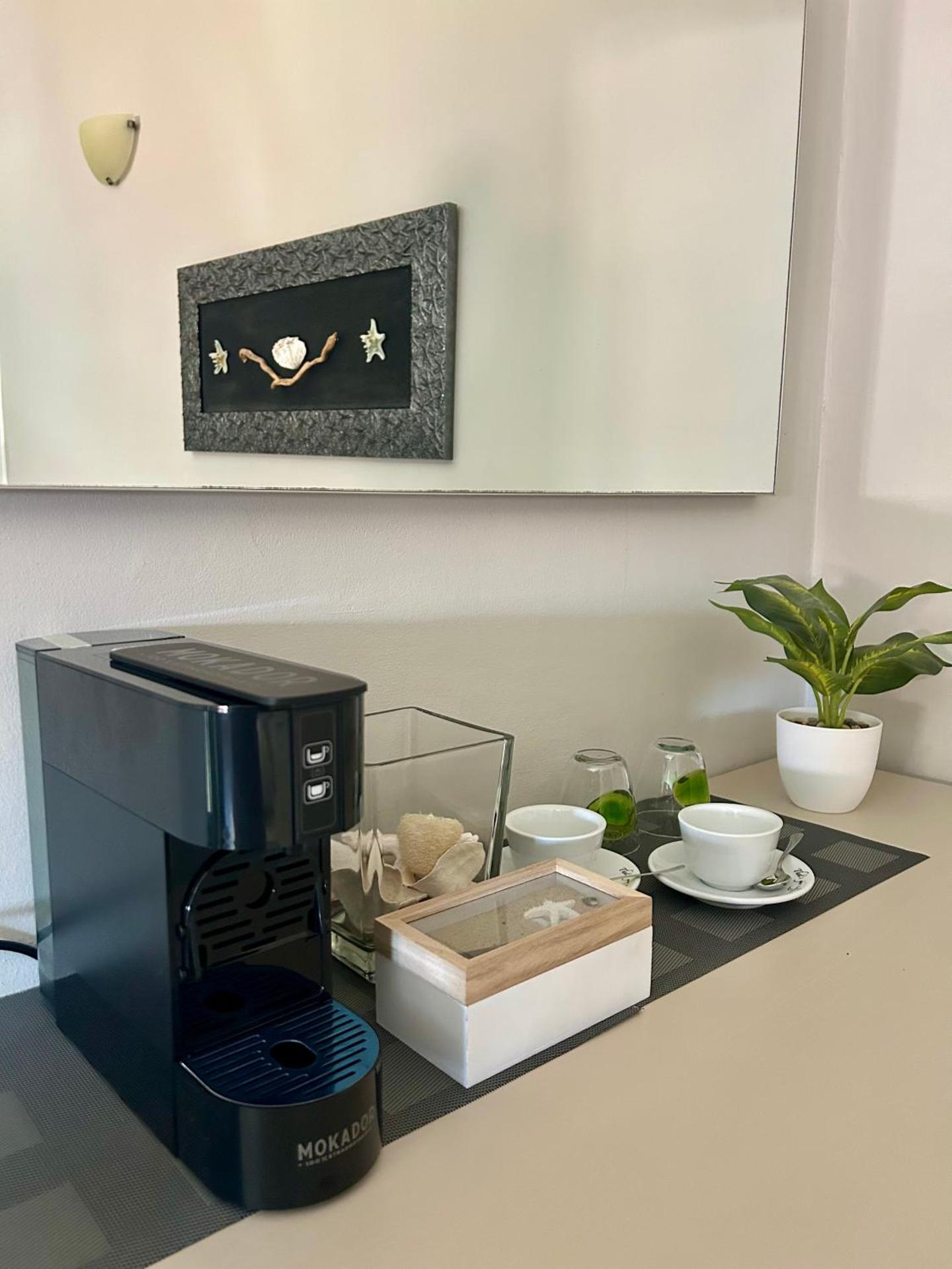 Coffee/tea facilities