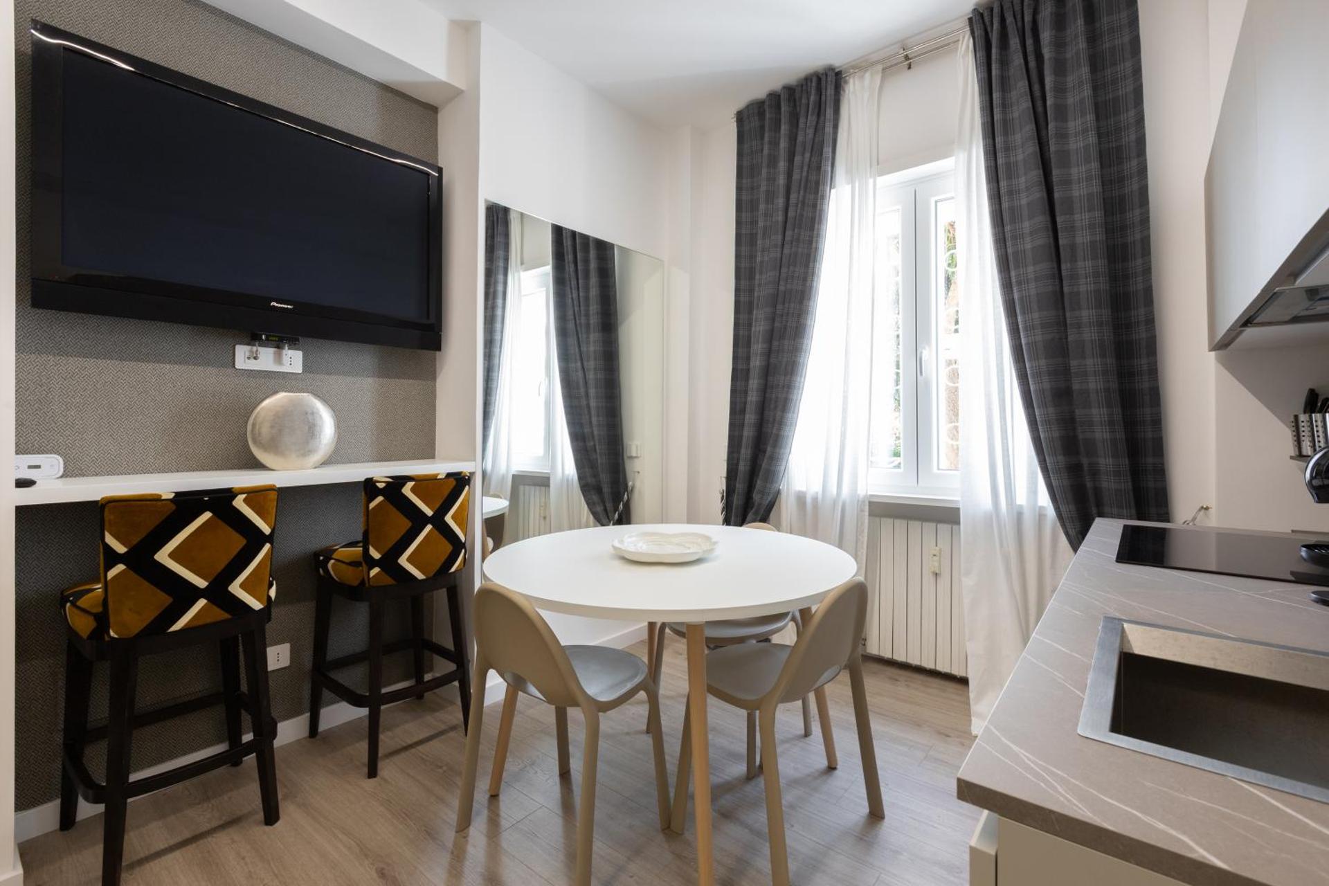 Communal lounge/ TV room