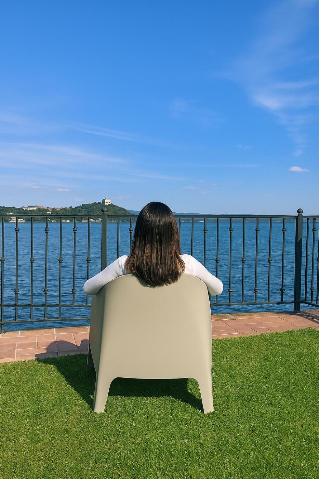 Scarlet Flower - Lago Maggiore