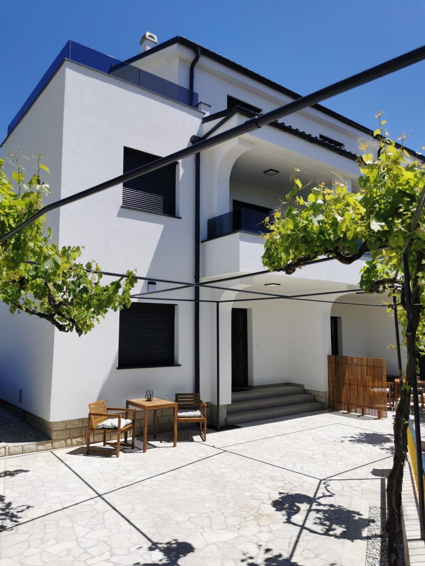 Apartment & Room Aleksandra