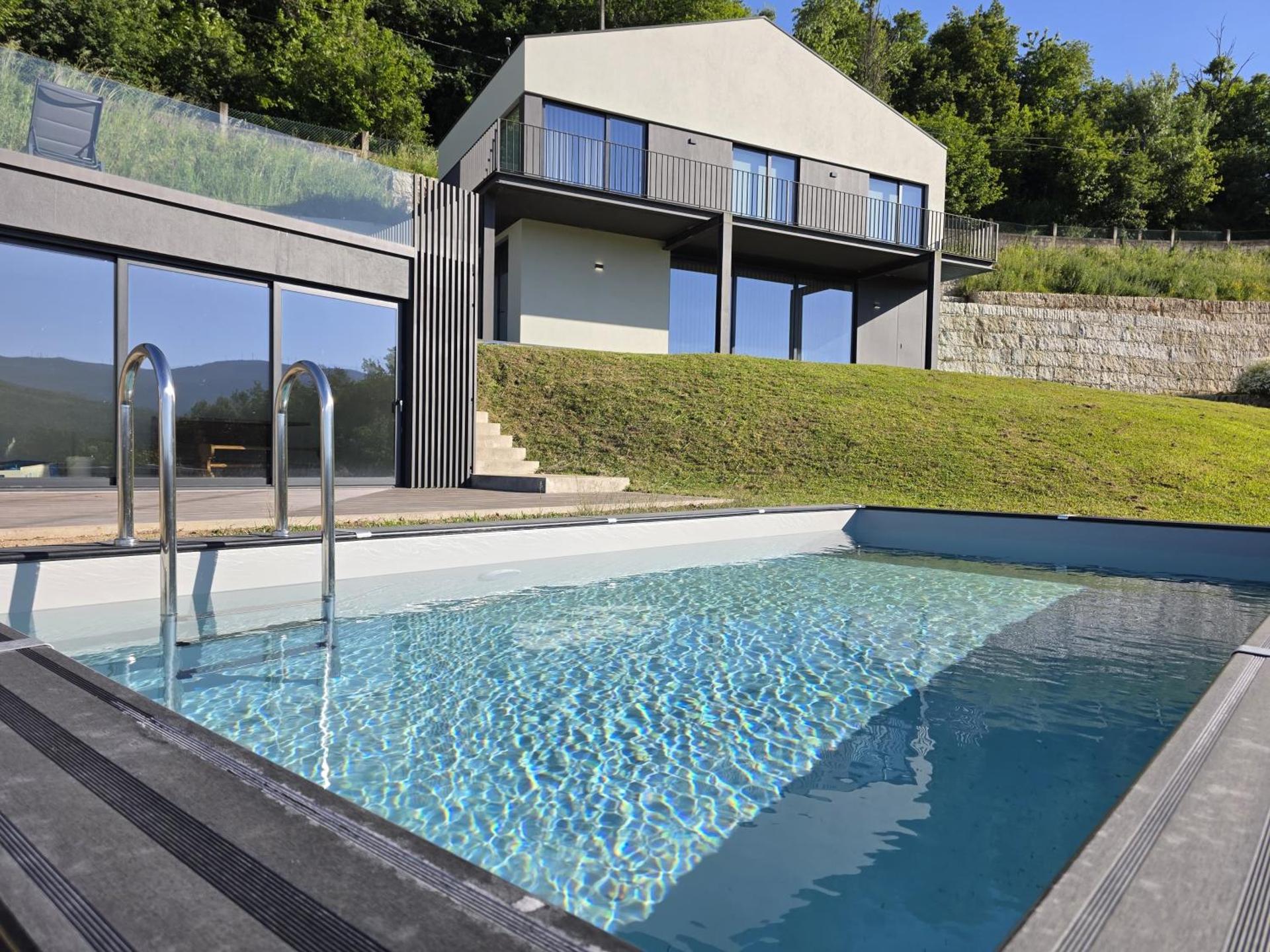 Casa do Barbeiro - View of the River Minho