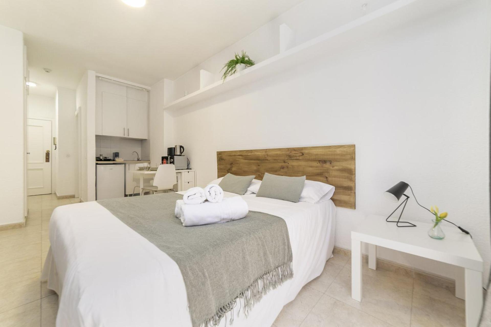 Classy IV - Ferga Suites