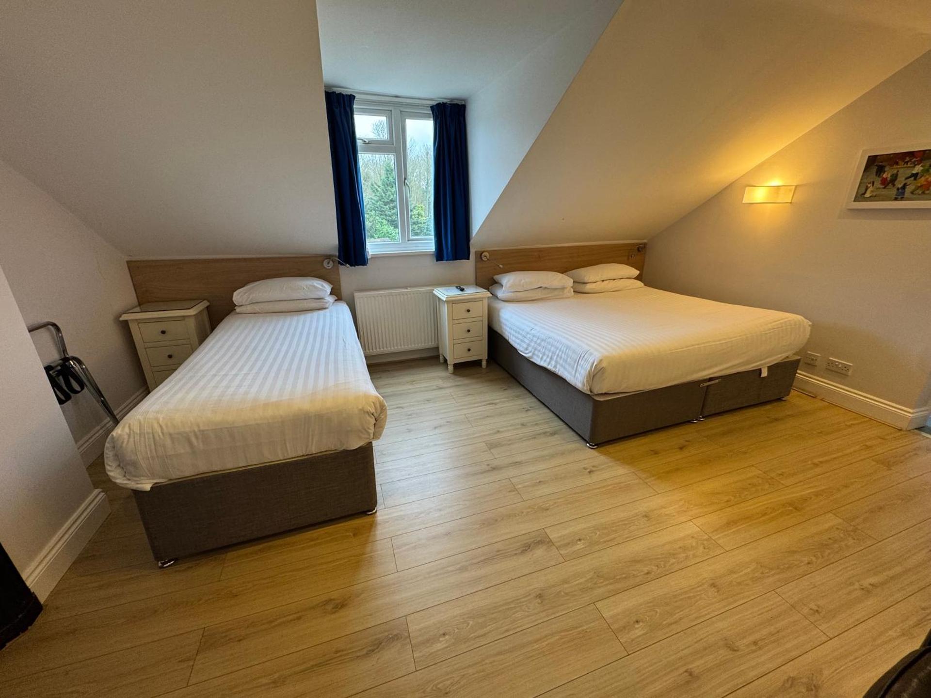 Family Room (4 Adults)