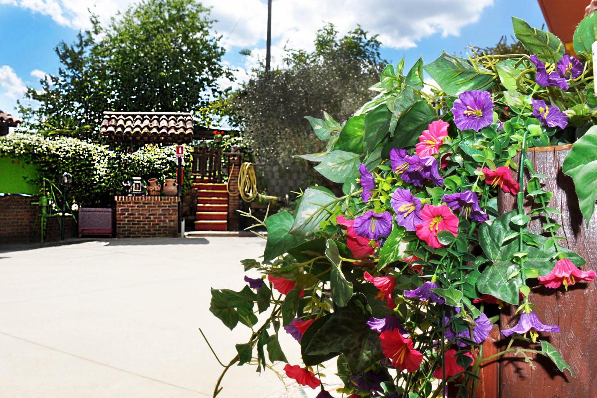 Inner courtyard view